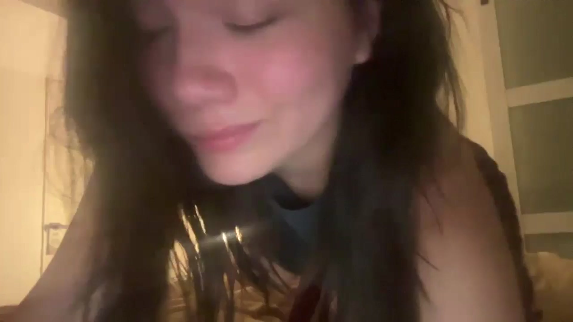 Gallery image thumbnail from imava's myfreecams stream on, 09/01/2024, 05:09 image 5 of 20