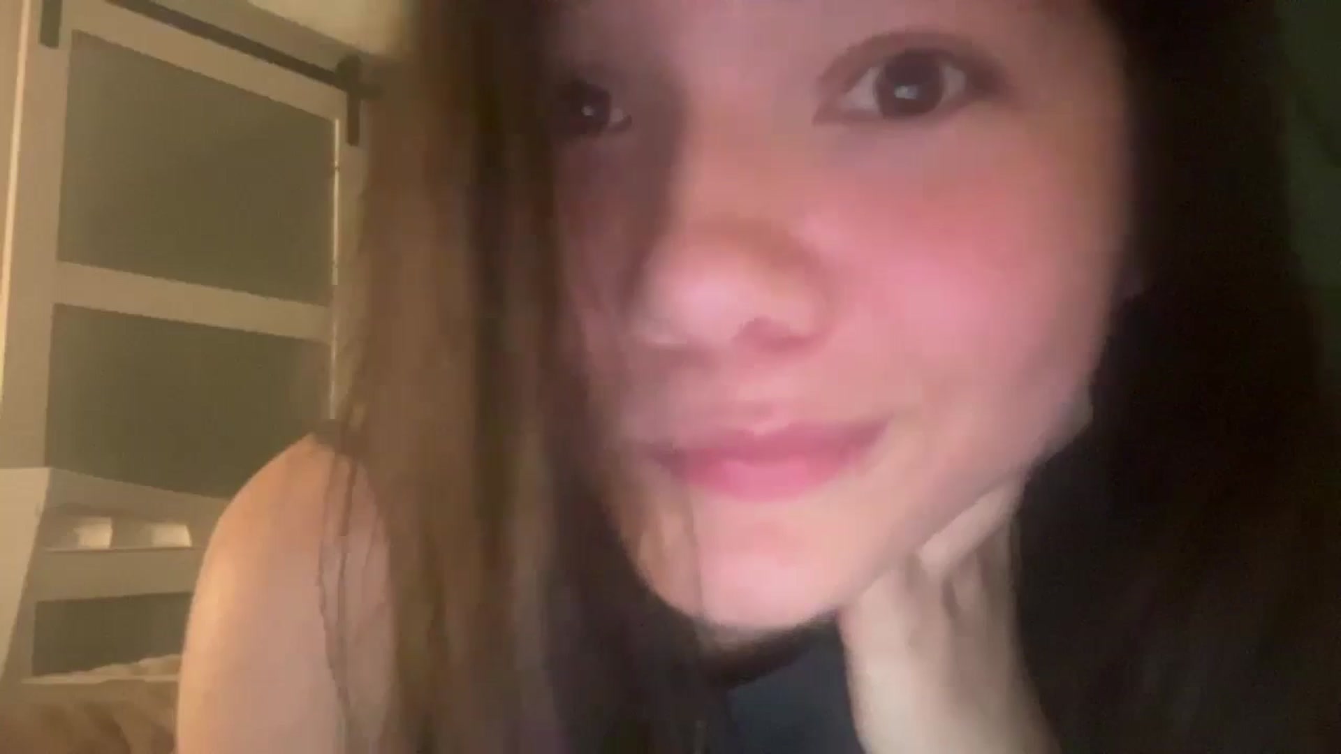 Gallery image thumbnail from imava's myfreecams stream on, 09/01/2024, 06:06 image 15 of 20