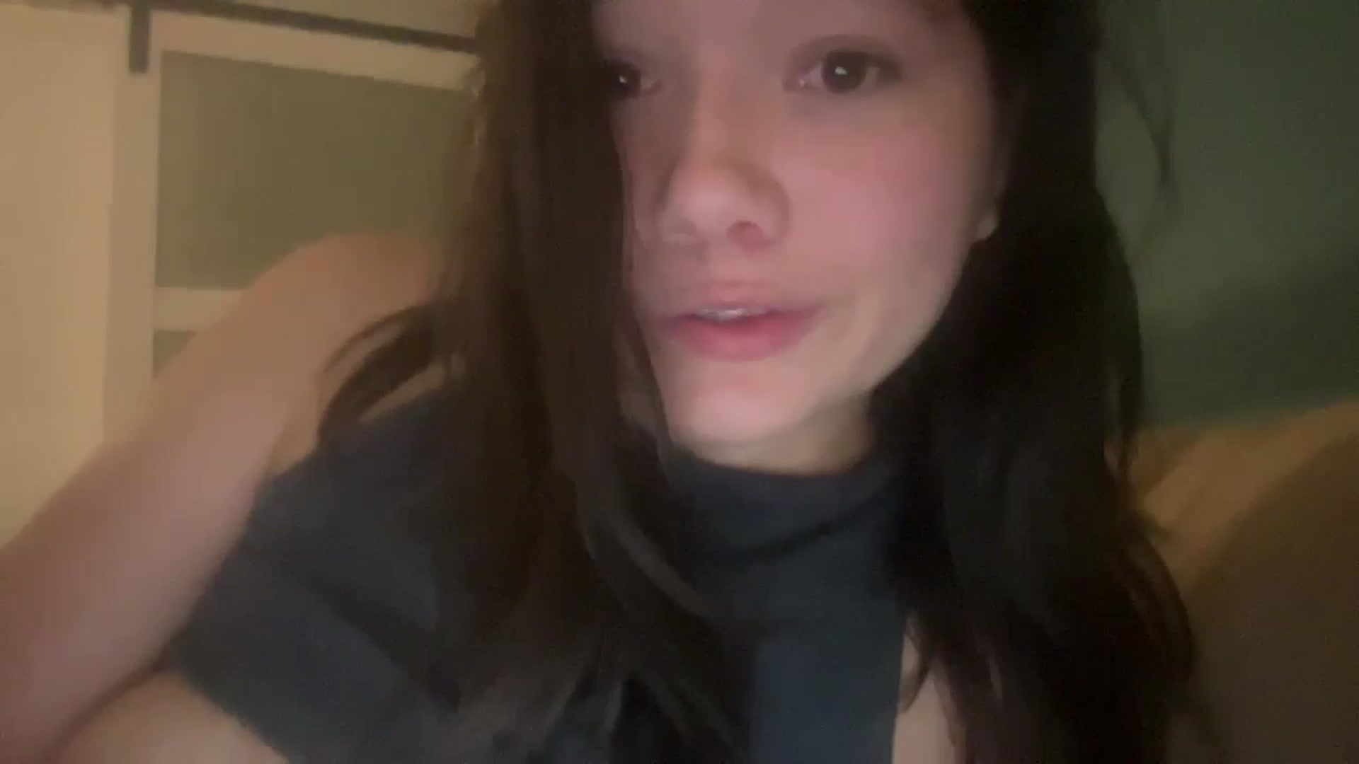 Gallery image thumbnail from imava's myfreecams stream on, 09/01/2024, 06:06 image 10 of 20