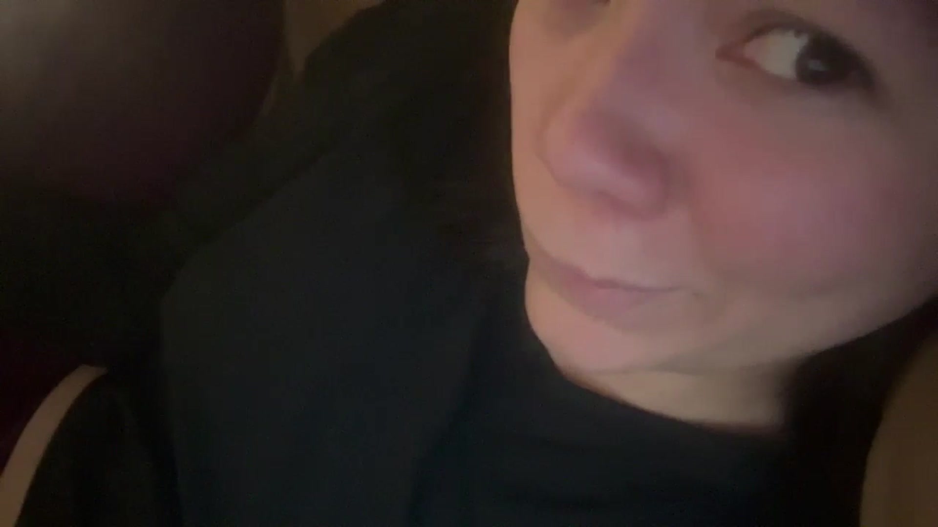 Gallery image thumbnail from imava's myfreecams stream on, 09/06/2024, 10:33 image 6 of 20