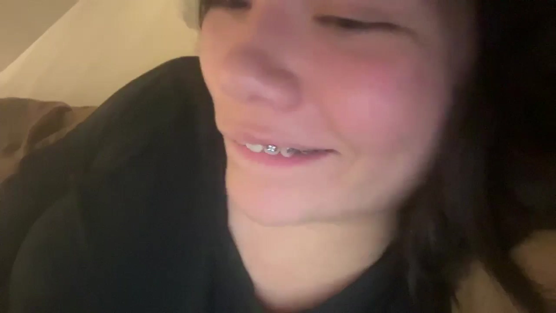 Gallery image thumbnail from imava's myfreecams stream on, 09/06/2024, 10:33 image 10 of 20