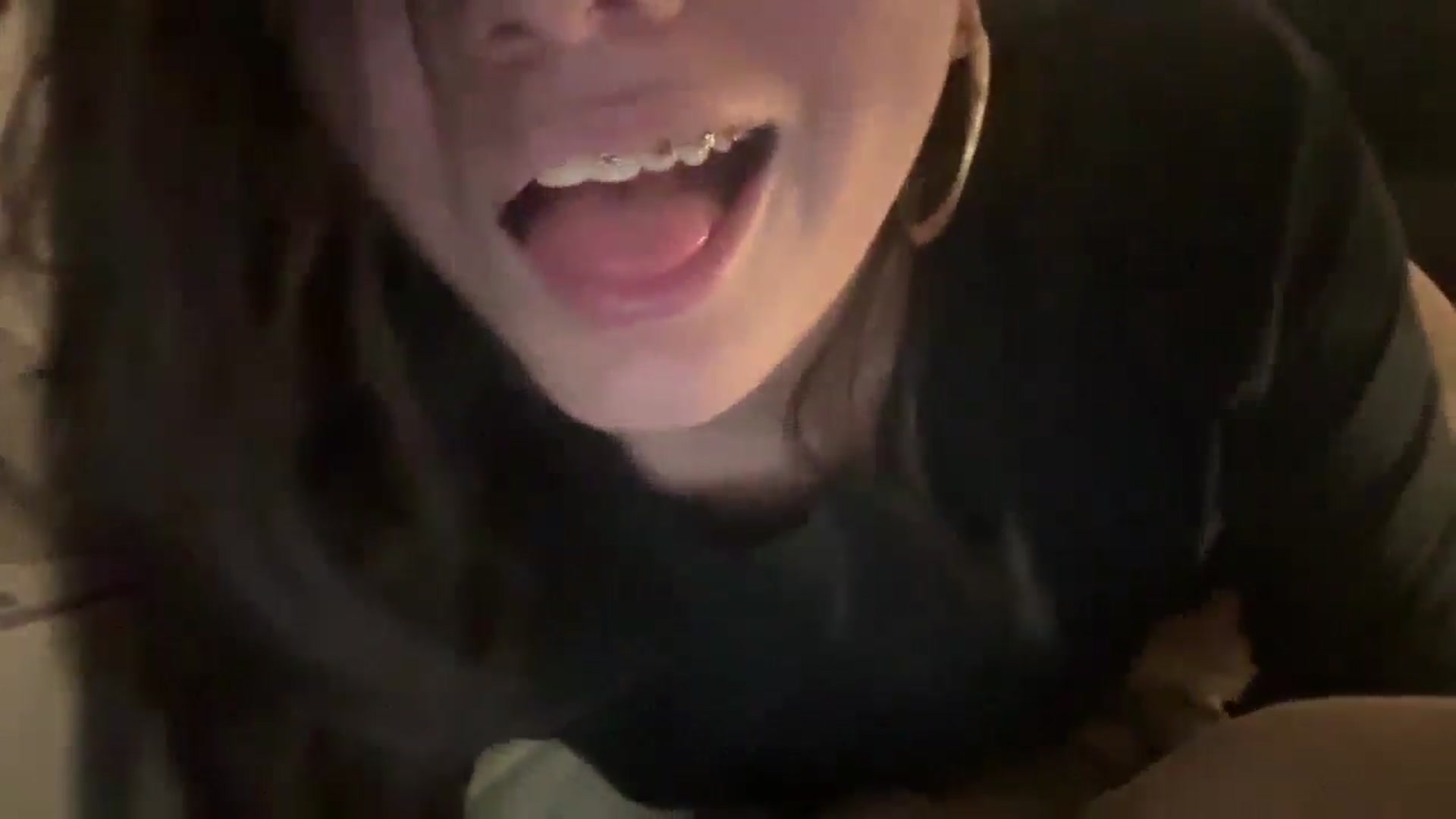 Gallery image thumbnail from imava's myfreecams stream on, 09/12/2024, 08:17 image 16 of 20