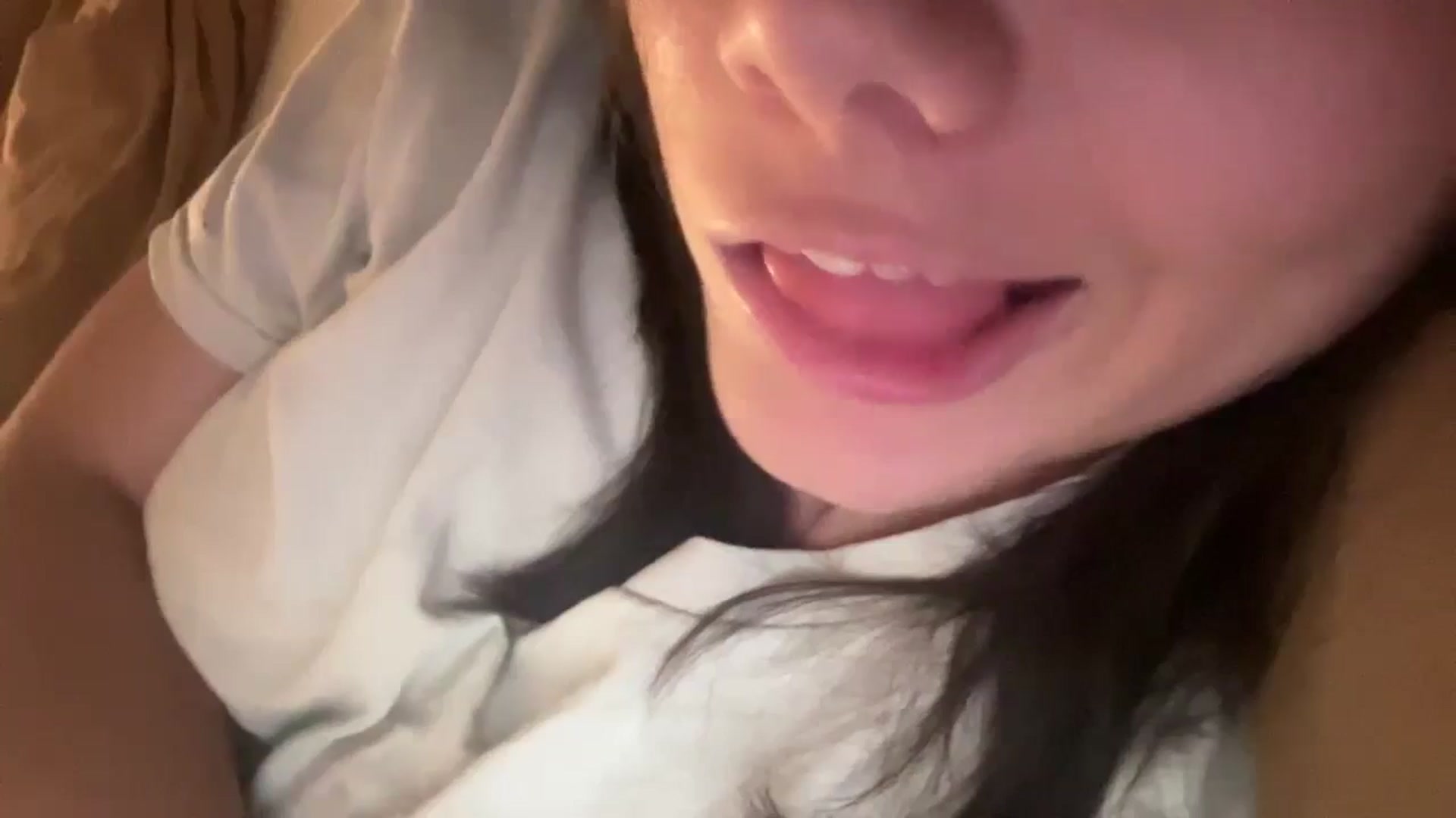 Gallery image thumbnail from imava's myfreecams stream on, 09/13/2024, 06:47 image 14 of 20