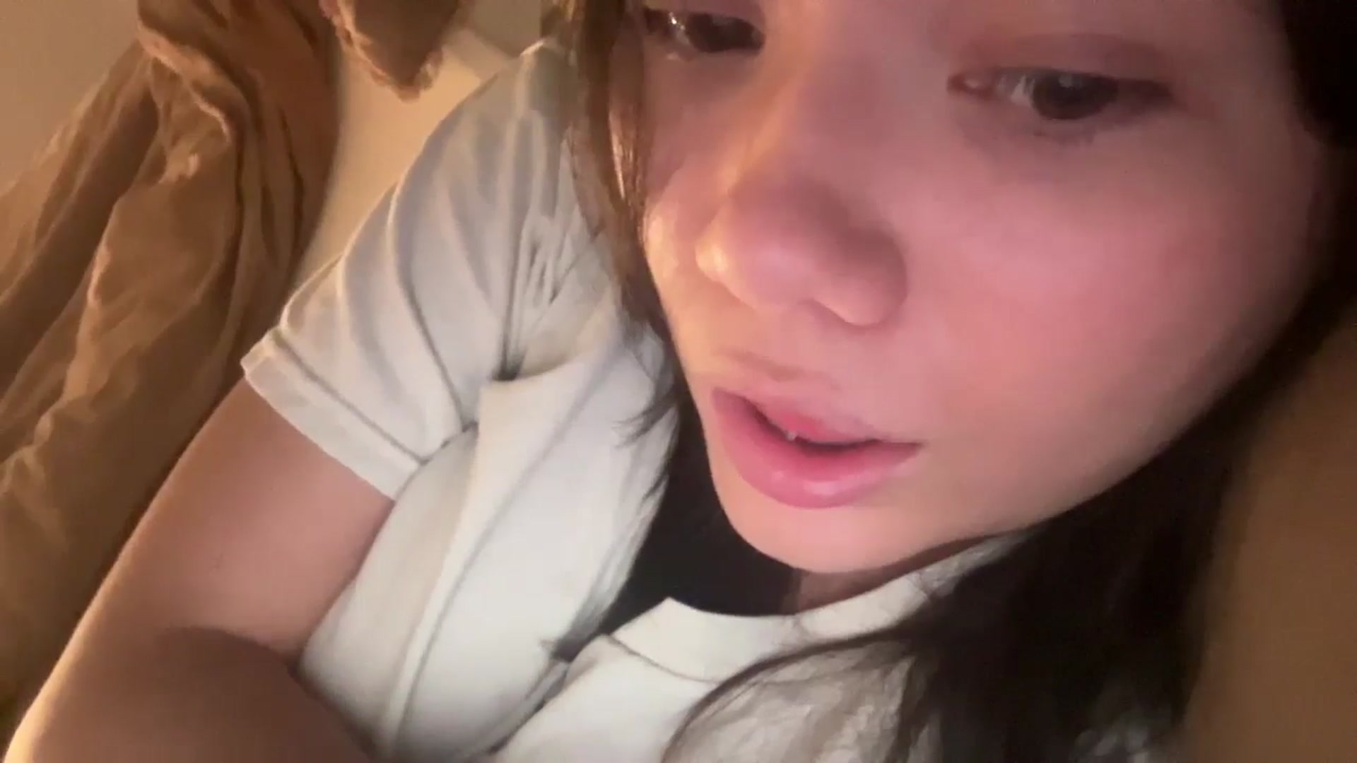 Gallery image thumbnail from imava's myfreecams stream on, 09/13/2024, 06:47 image 16 of 20