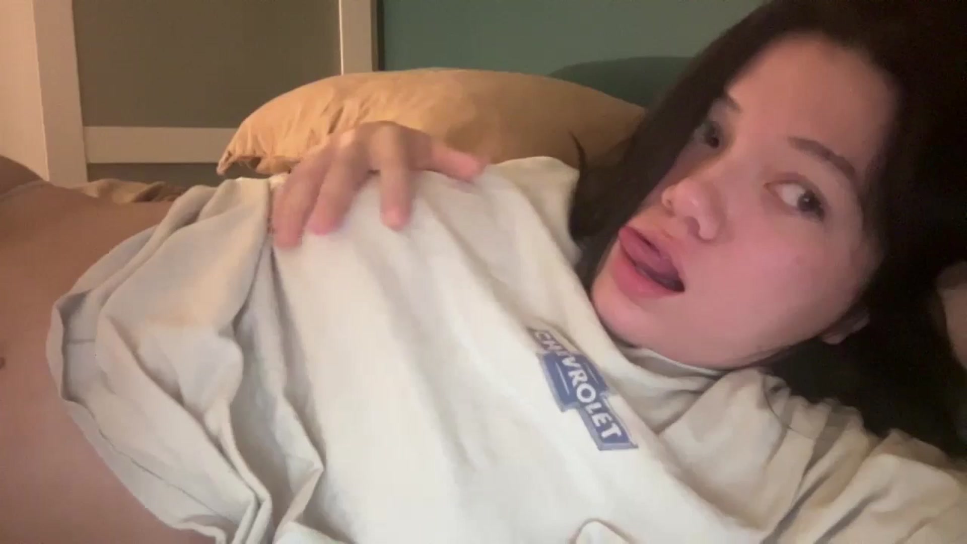 Gallery image thumbnail from imava's myfreecams stream on, 09/13/2024, 08:14 image 18 of 20