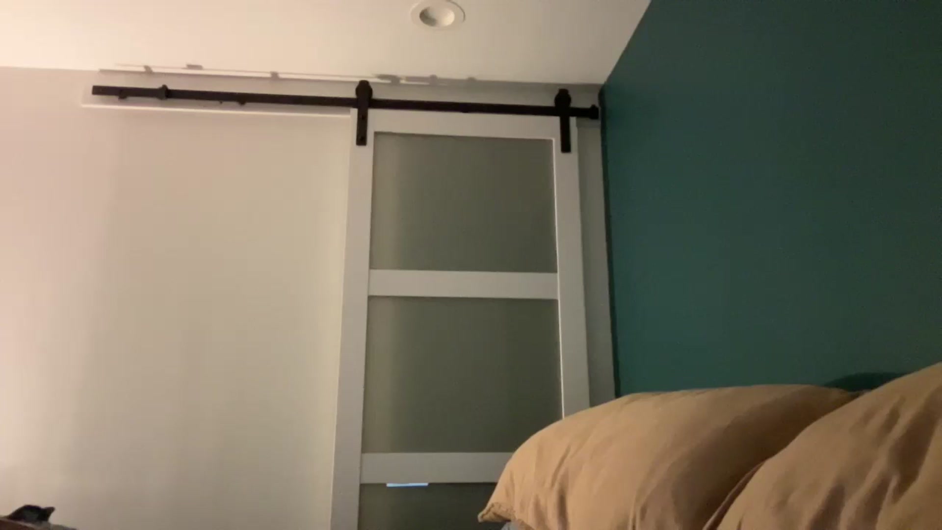 Gallery image thumbnail from imava's myfreecams stream on, 09/14/2024, 21:03 image 19 of 20