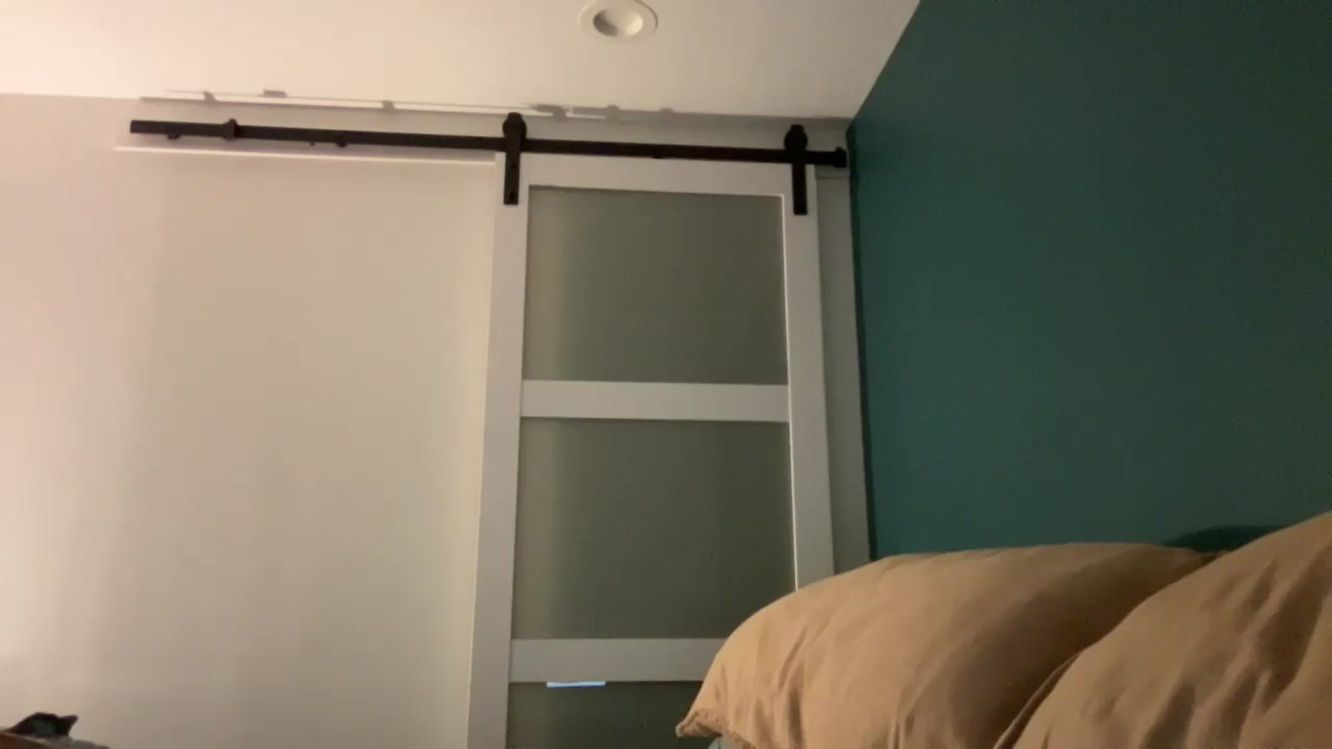 Gallery image thumbnail from imava's myfreecams stream on, 09/14/2024, 21:03 image 18 of 20