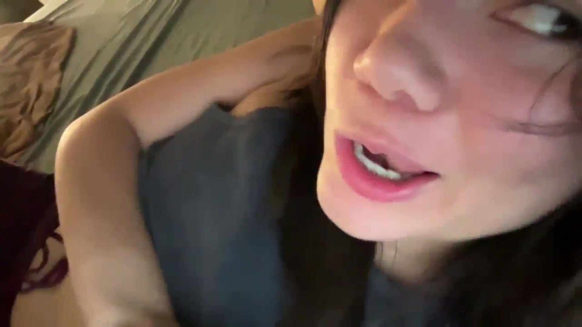 Gallery image thumbnail from imava's myfreecams stream on, 09/14/2024, 21:03 image 2 of 20