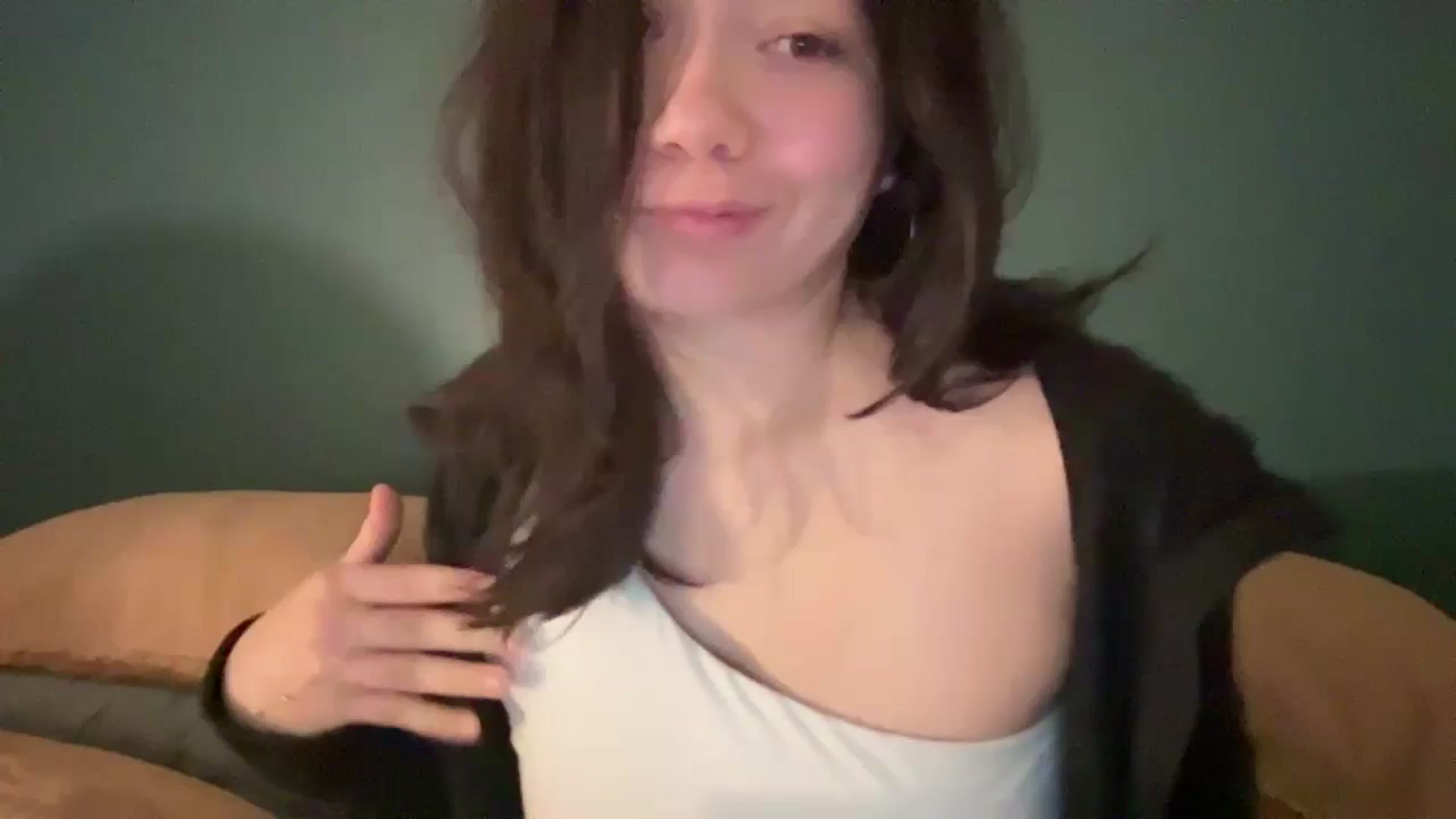Gallery image thumbnail from imava's myfreecams stream on, 09/17/2024, 06:05 image 1 of 20