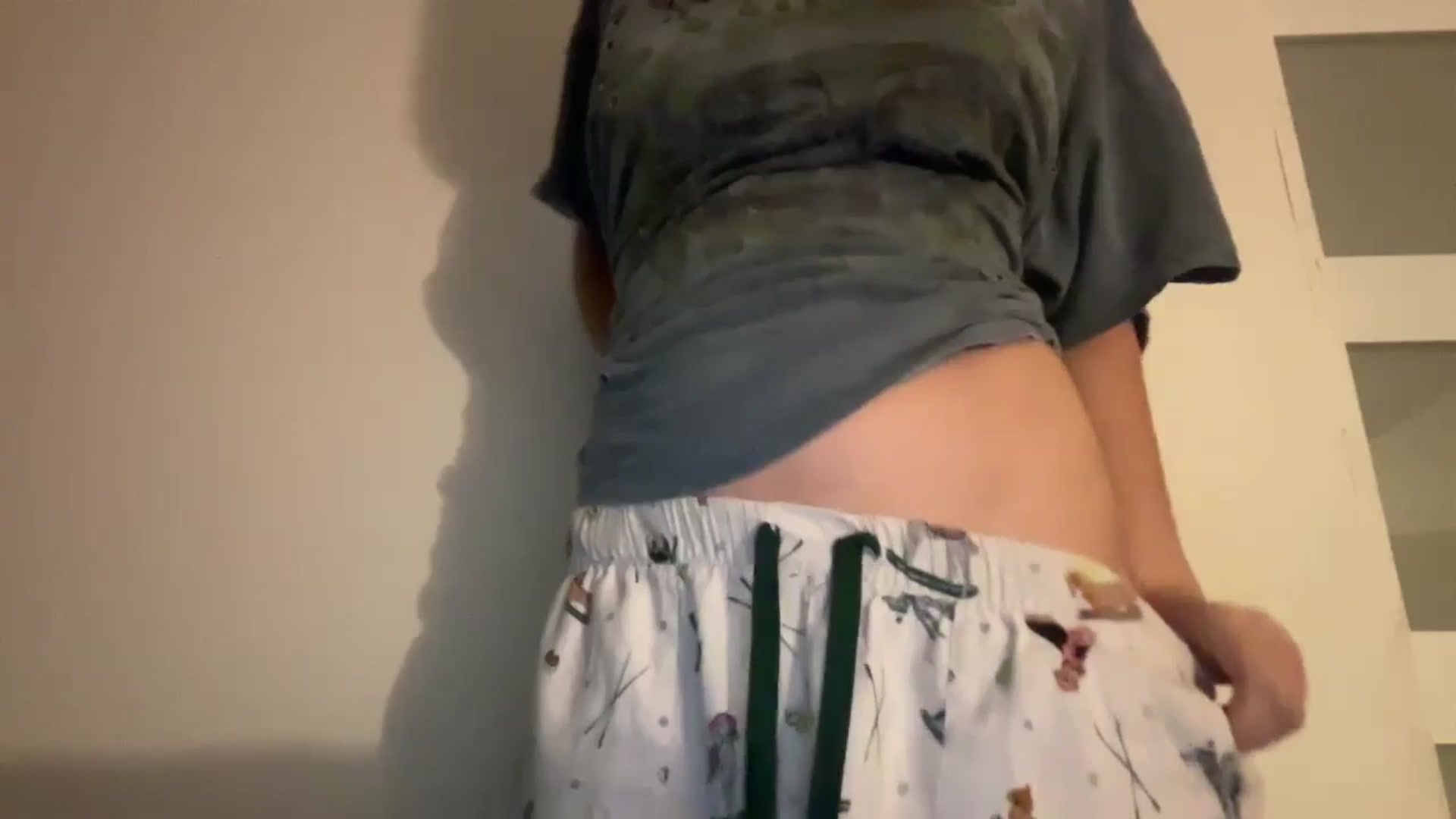 Gallery image thumbnail from imava's myfreecams stream on, 09/17/2024, 09:35 image 19 of 20