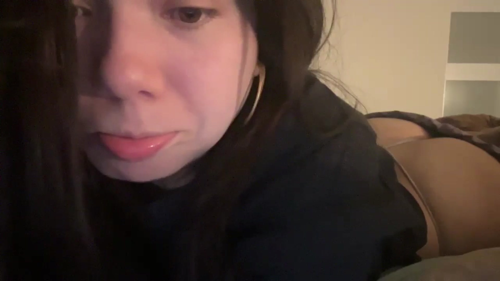 Gallery image thumbnail from imava's myfreecams stream on, 09/19/2024, 23:25 image 20 of 20