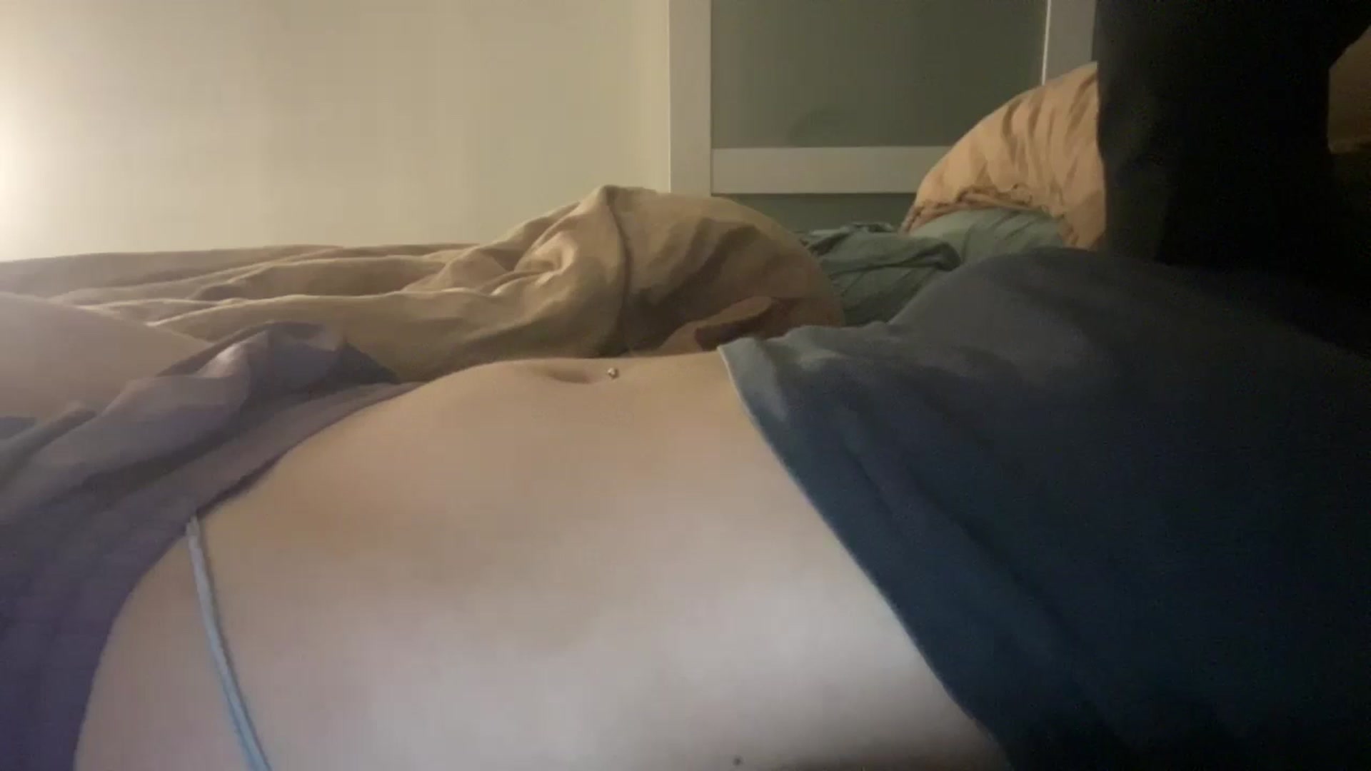 Gallery image thumbnail from imava's myfreecams stream on, 09/19/2024, 23:25 image 9 of 20