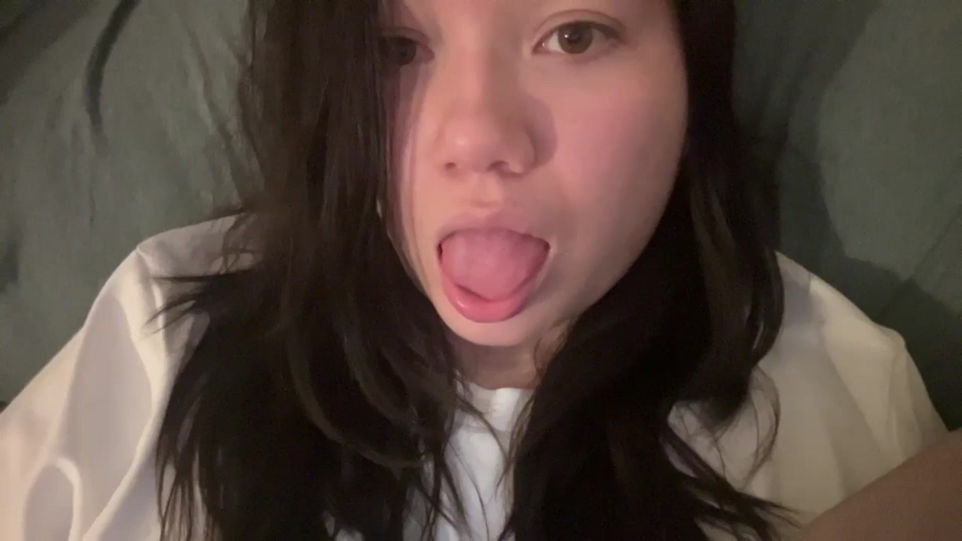 Gallery image thumbnail from imava's myfreecams stream on, 09/20/2024, 09:58 image 18 of 20