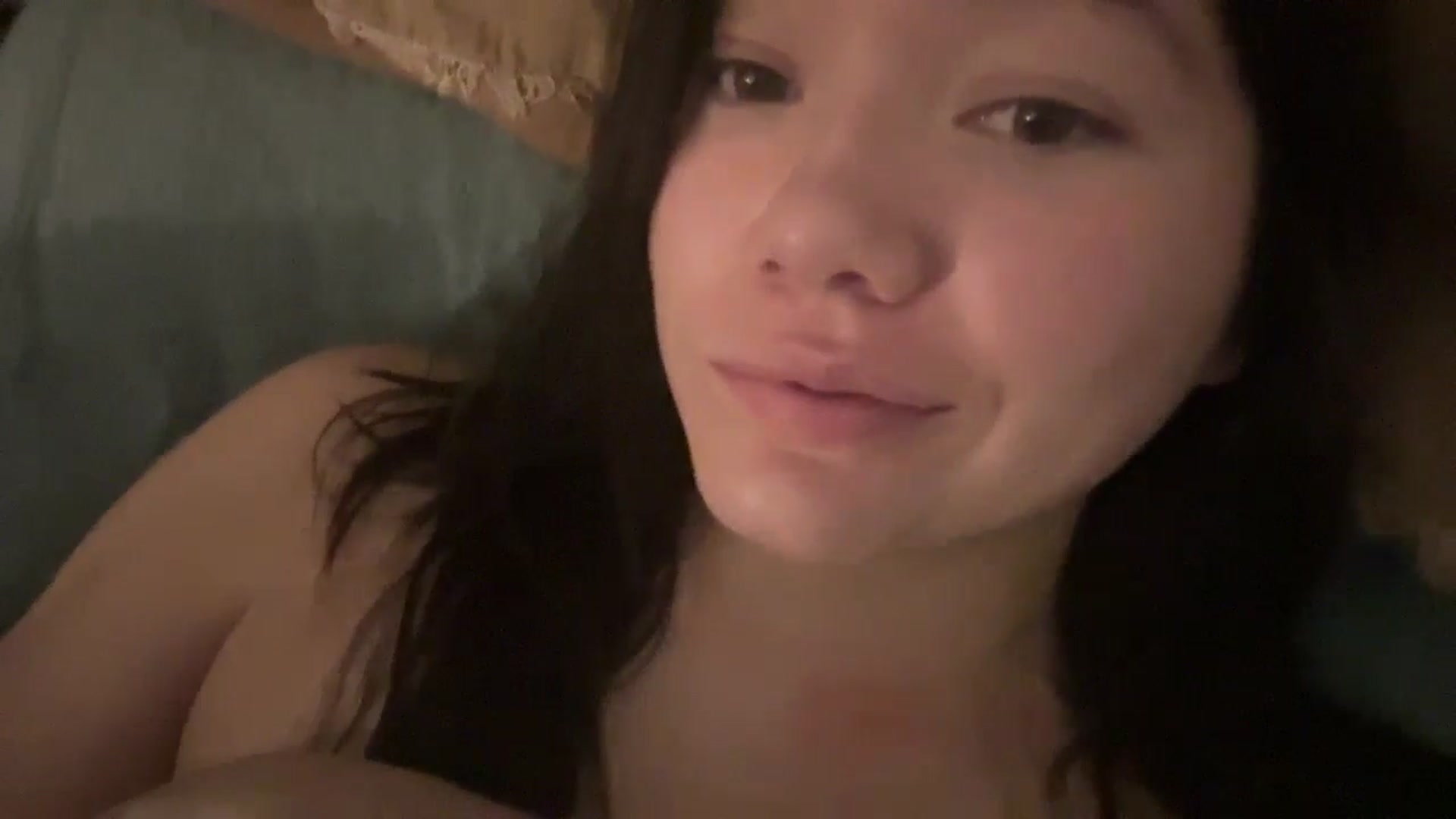 Gallery image thumbnail from imava's myfreecams stream on, 09/21/2024, 09:58 image 12 of 20