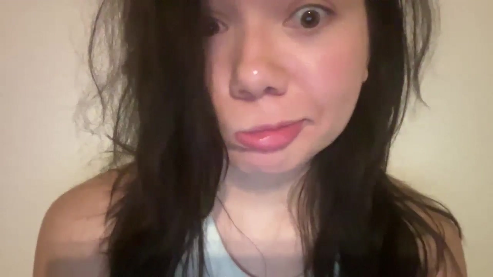Gallery image thumbnail from imava's myfreecams stream on, 09/25/2024, 07:10 image 20 of 20