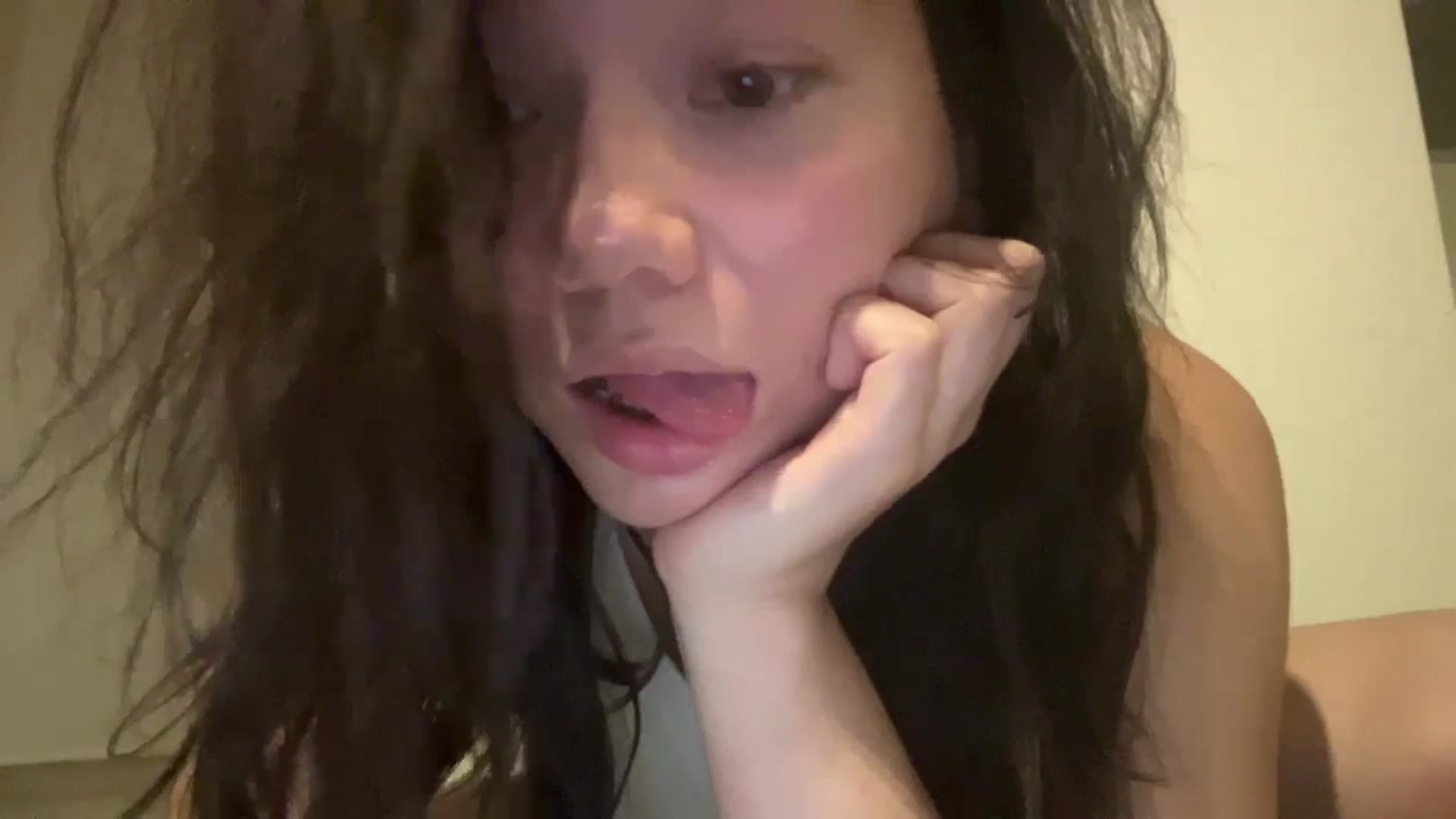 Gallery image thumbnail from imava's myfreecams stream on, 09/25/2024, 07:10 image 7 of 20