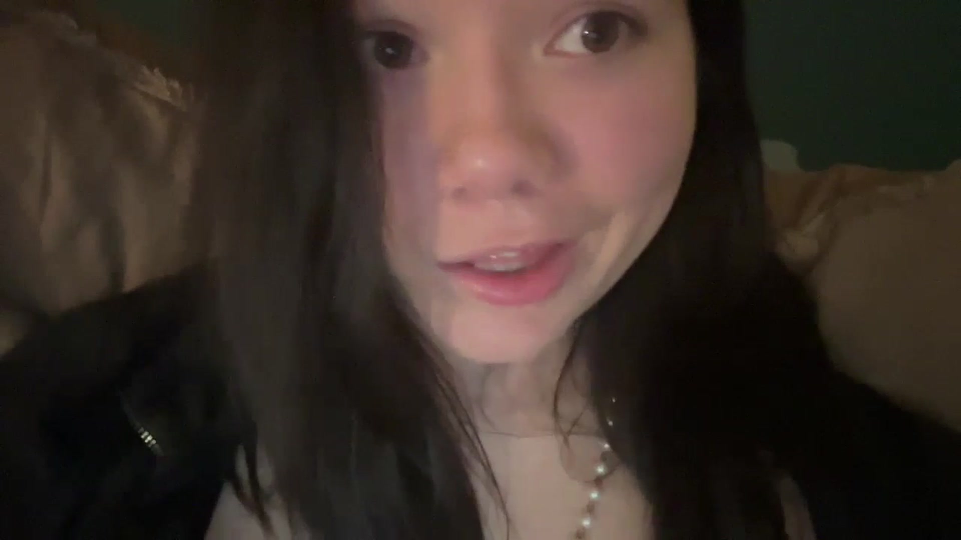 Gallery image thumbnail from imava's myfreecams stream on, 10/03/2024, 08:56 image 2 of 20