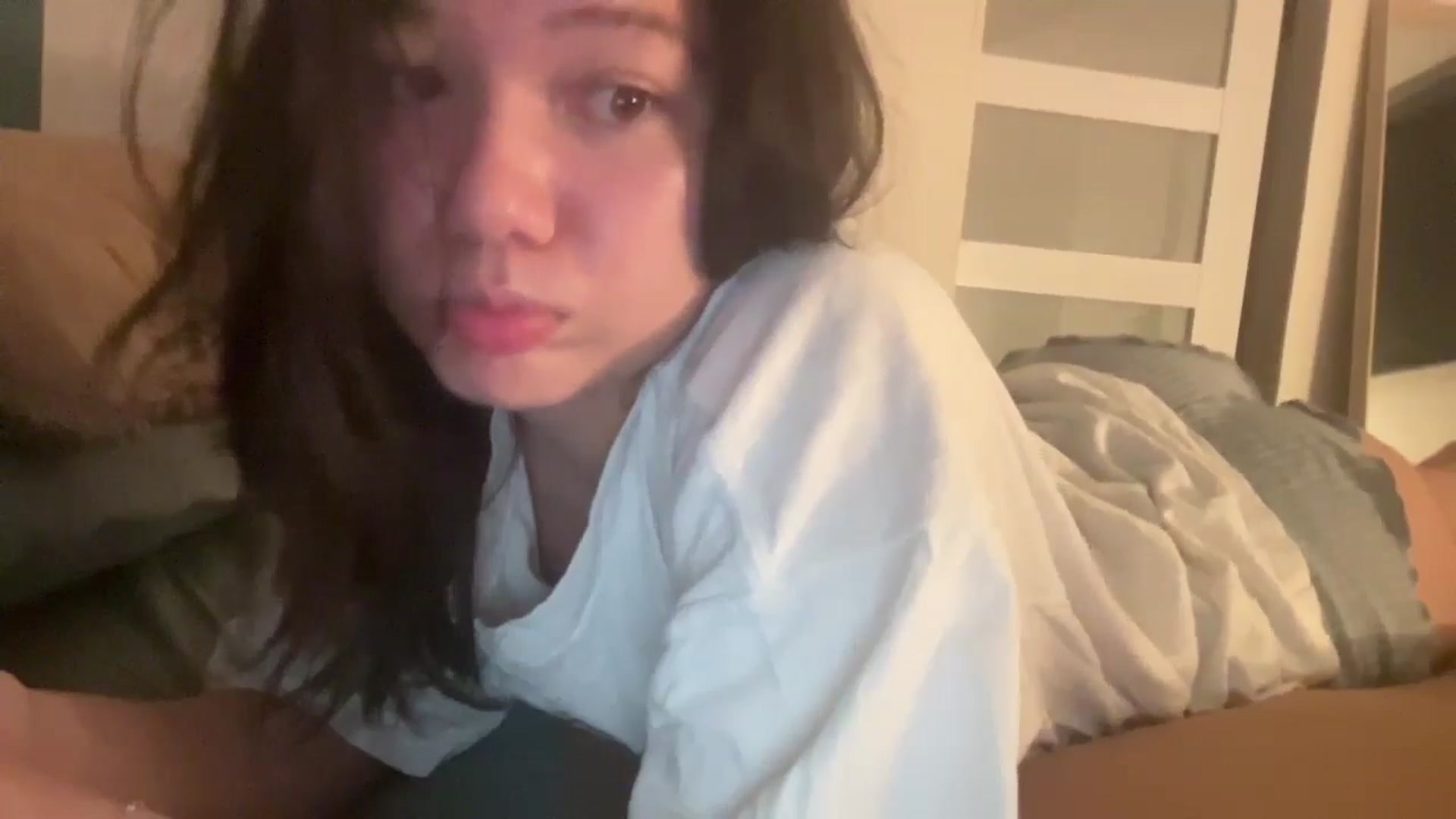Gallery image thumbnail from imava's myfreecams stream on, 10/05/2024, 06:40 image 3 of 20