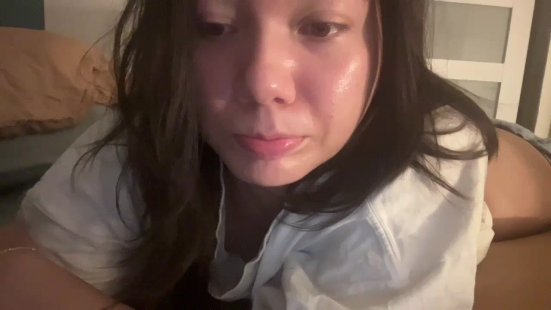 Gallery image thumbnail from imava's myfreecams stream on, 10/05/2024, 06:40 image 13 of 20
