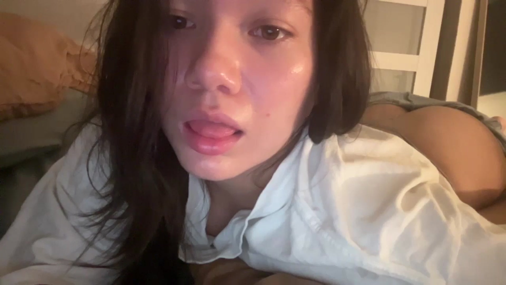 Gallery image thumbnail from imava's myfreecams stream on, 10/05/2024, 06:40 image 7 of 20