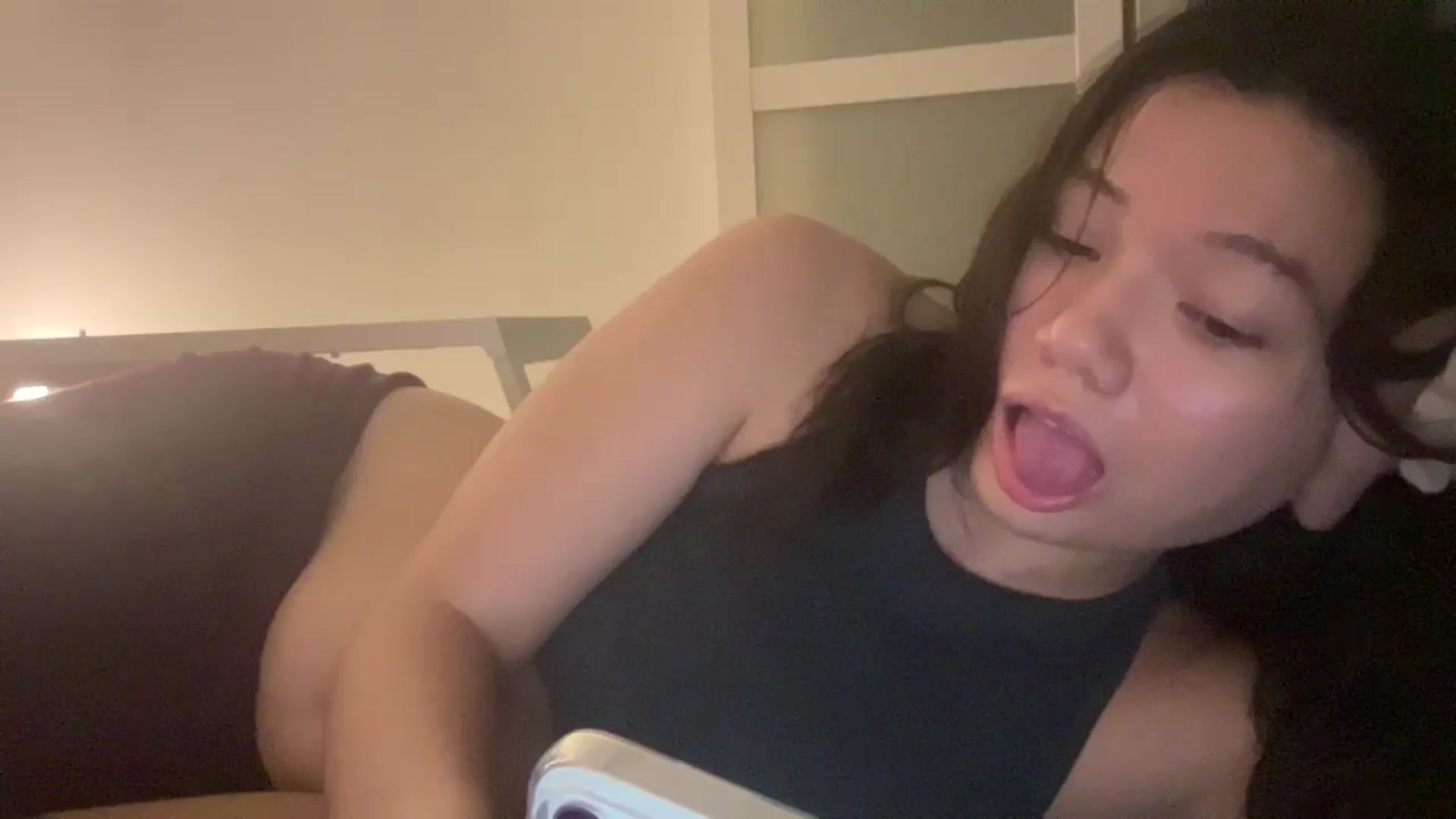Gallery image thumbnail from imava's myfreecams stream on, 10/06/2024, 08:18 image 12 of 20