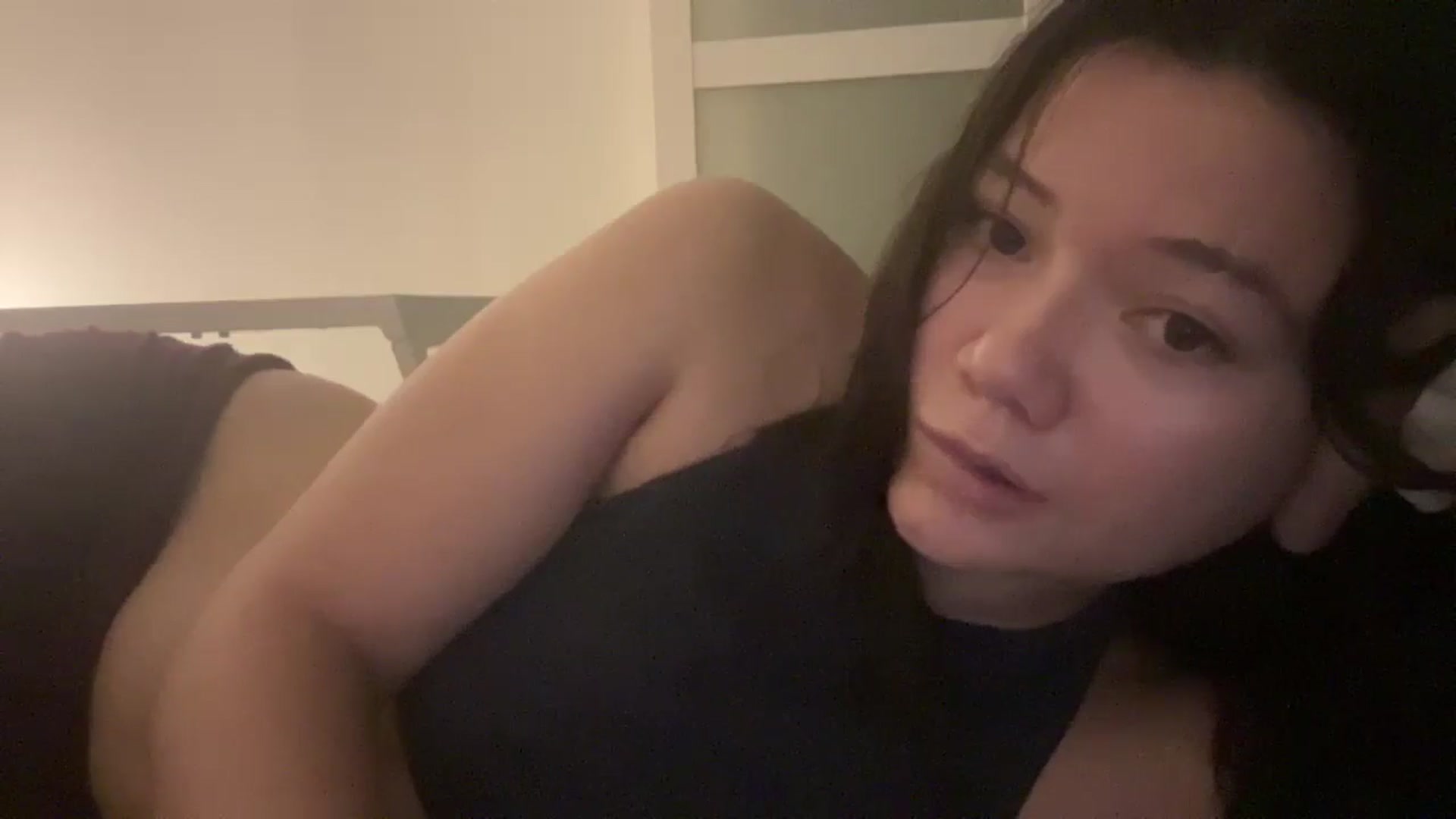 Gallery image thumbnail from imava's myfreecams stream on, 10/06/2024, 08:18 image 13 of 20