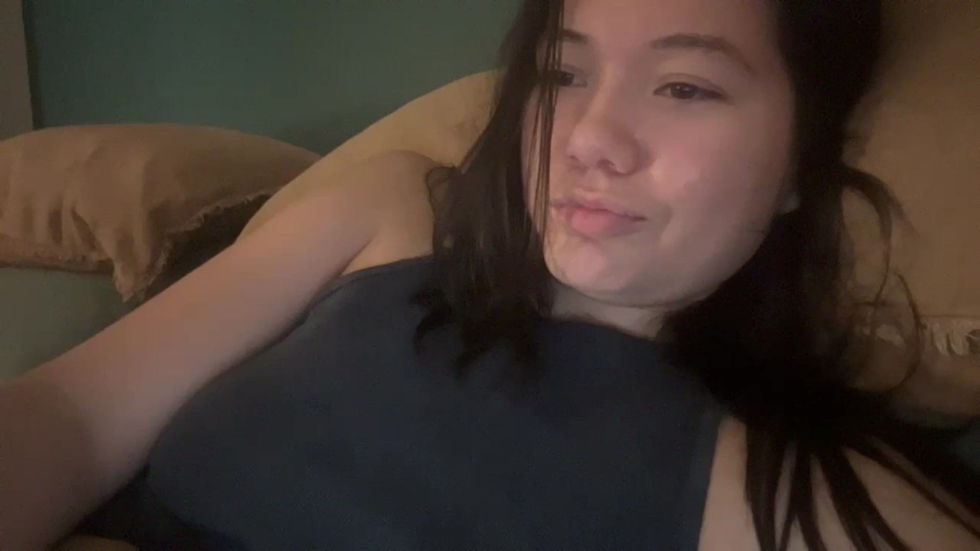 Gallery image thumbnail from imava's myfreecams stream on, 10/06/2024, 09:21 image 3 of 20