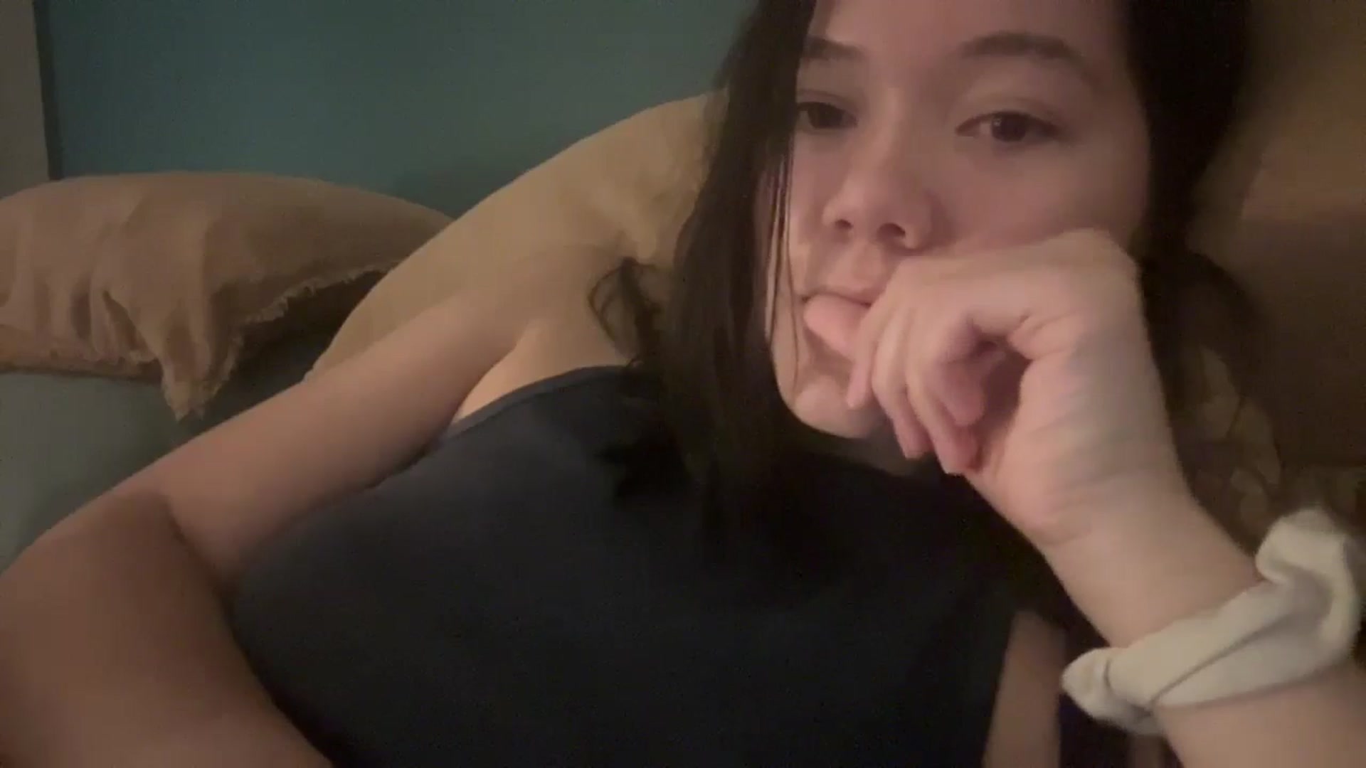 Gallery image thumbnail from imava's myfreecams stream on, 10/06/2024, 09:21 image 4 of 20