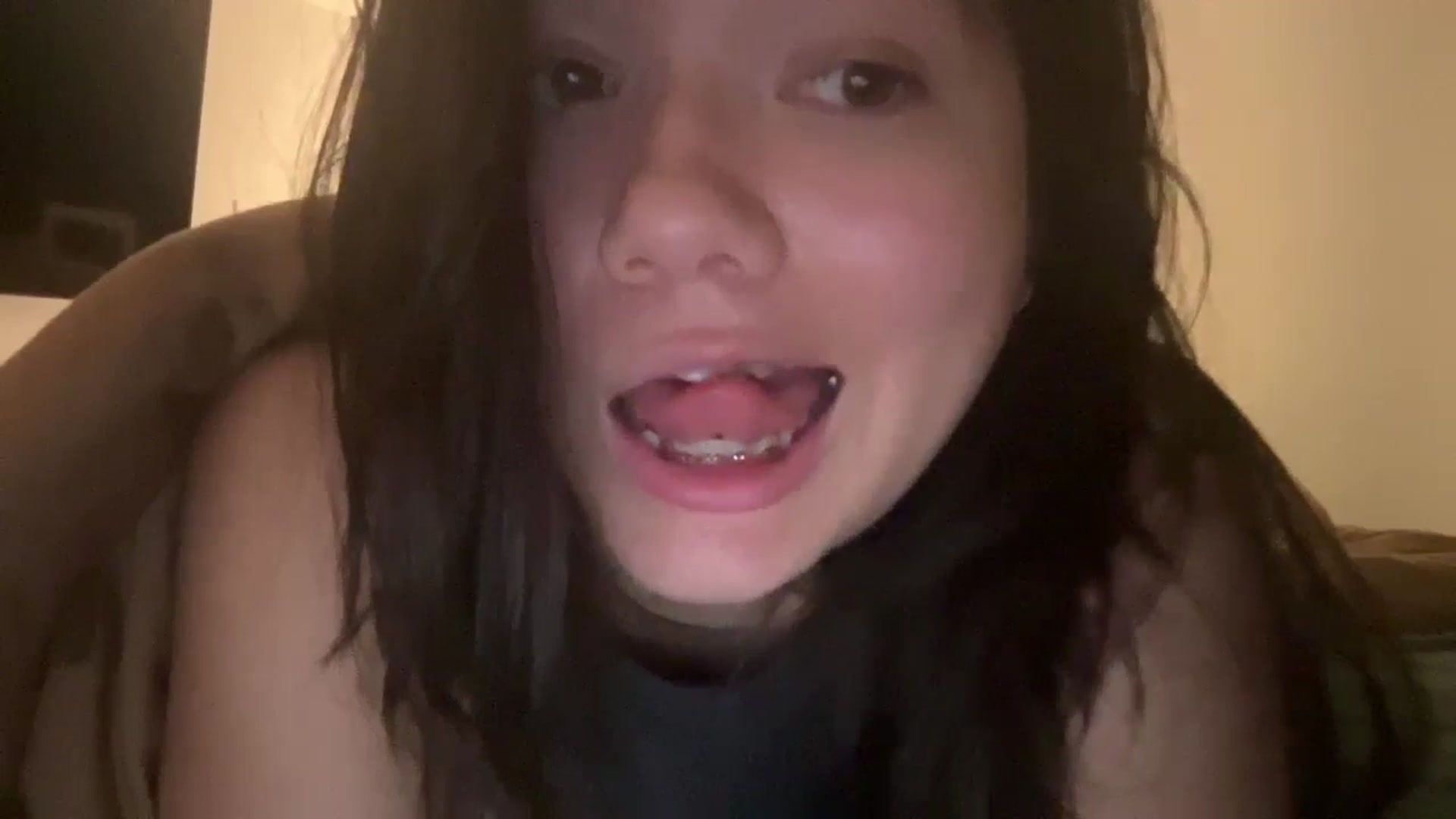 Gallery image thumbnail from imava's myfreecams stream on, 10/06/2024, 10:26 image 16 of 20