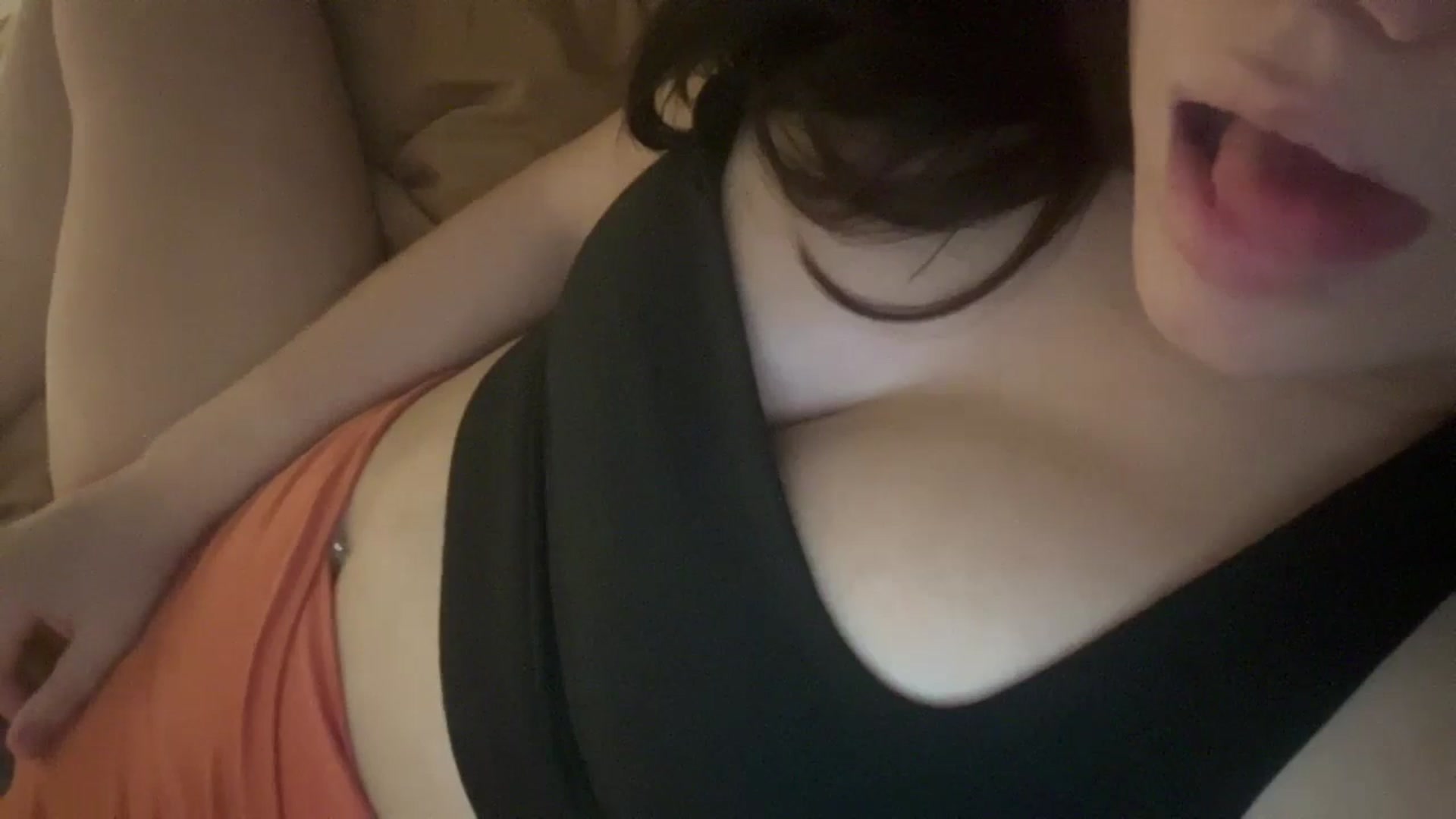 Gallery image thumbnail from imava's myfreecams stream on, 10/09/2024, 24:56 image 17 of 20