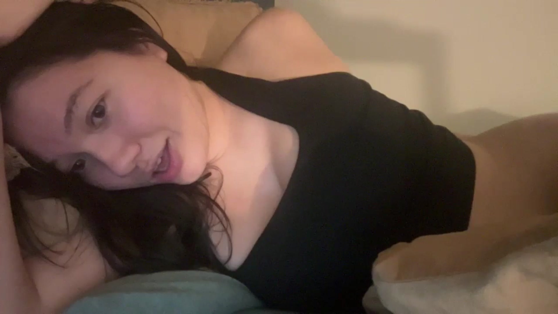 Gallery image thumbnail from imava's myfreecams stream on, 10/09/2024, 06:18 image 18 of 20