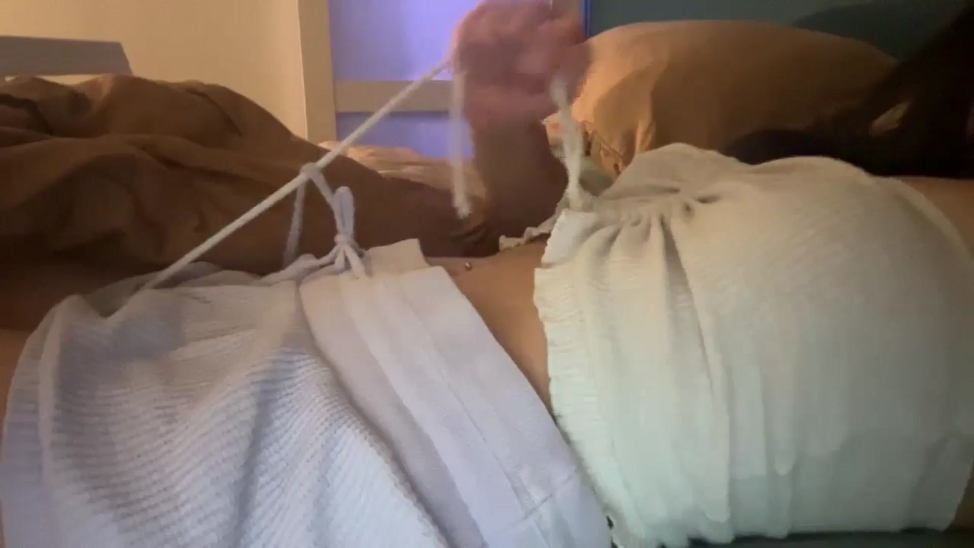 Gallery image thumbnail from imava's myfreecams stream on, 10/10/2024, 08:06 image 8 of 20