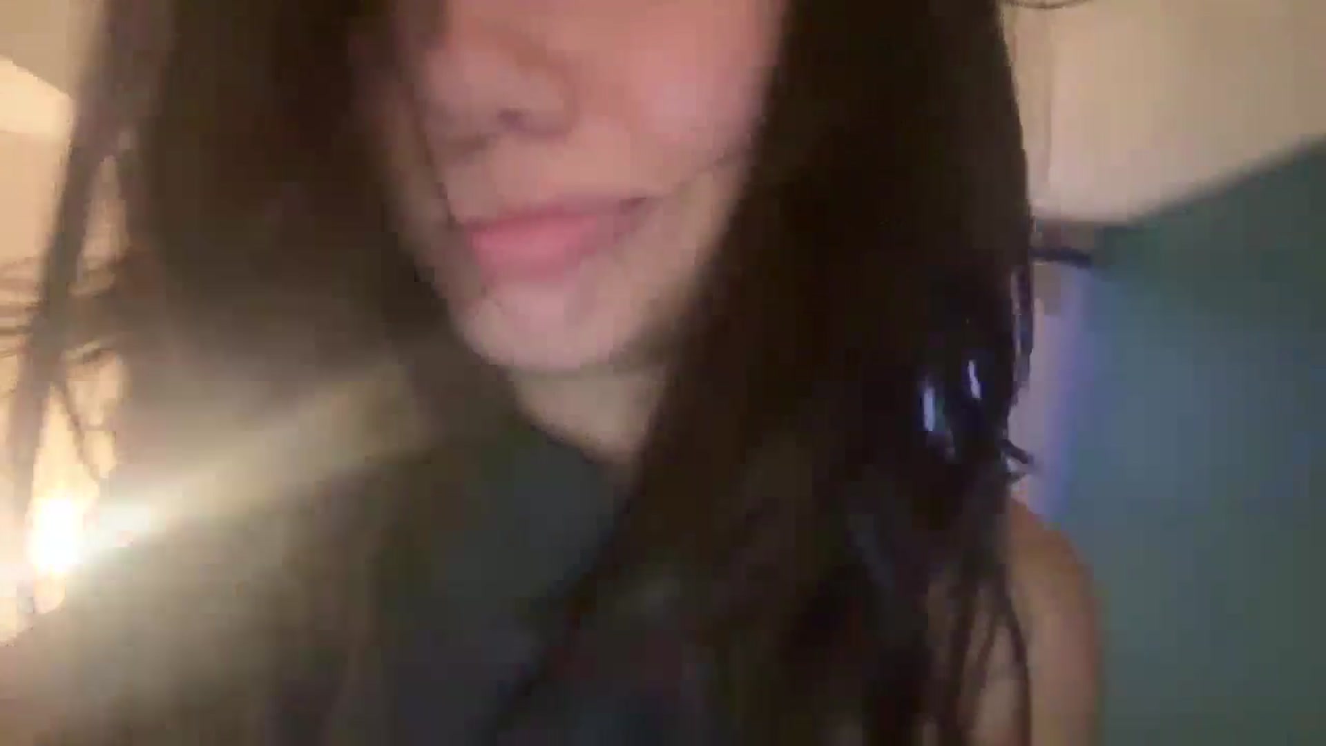 Gallery image thumbnail from imava's myfreecams stream on, 10/11/2024, 08:34 image 14 of 20