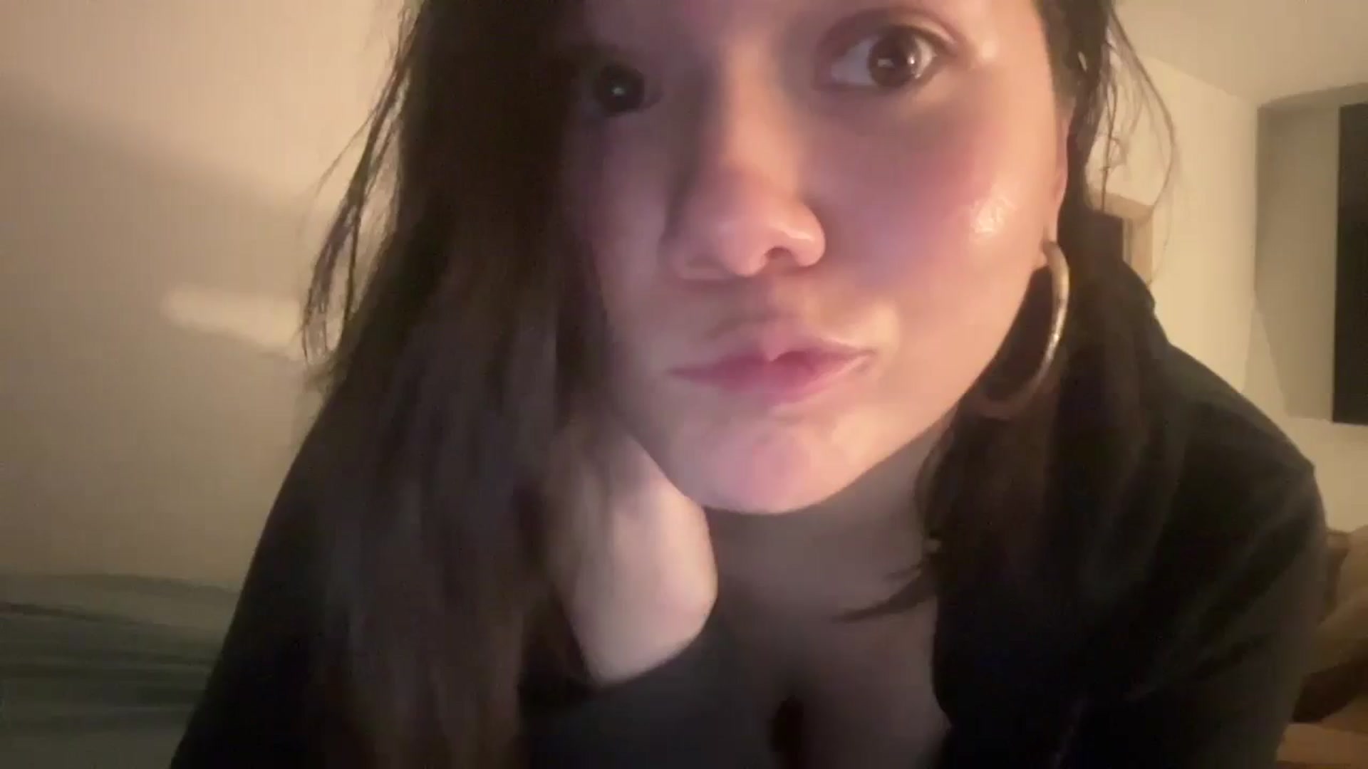 Gallery image thumbnail from imava's myfreecams stream on, 10/14/2024, 10:43 image 4 of 20