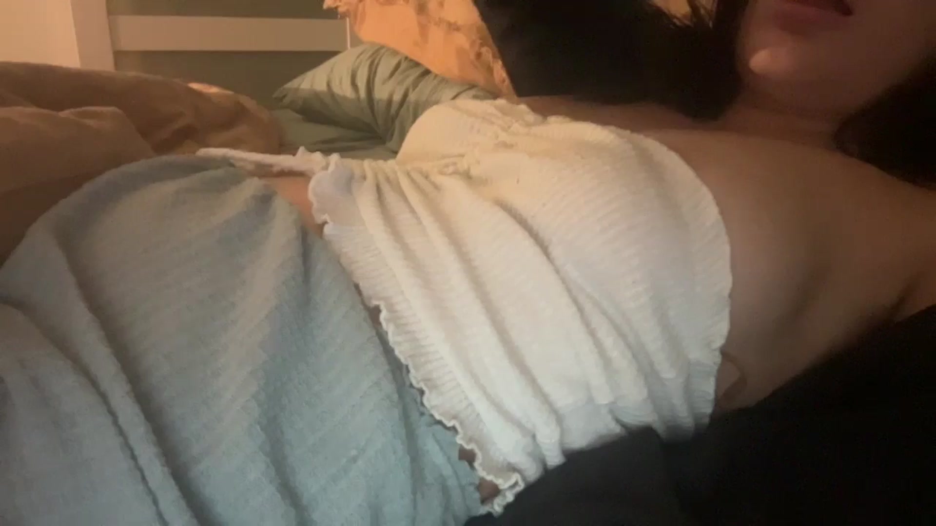 Gallery image thumbnail from imava's myfreecams stream on, 10/14/2024, 10:43 image 5 of 20