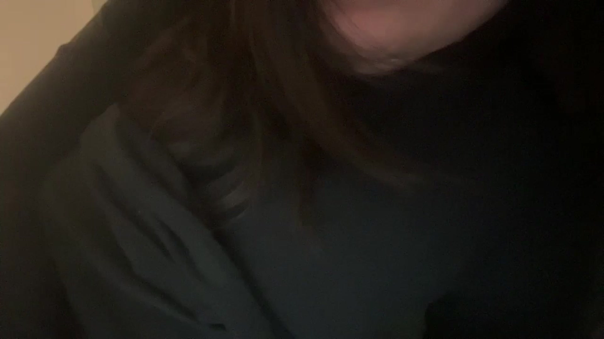 Gallery image thumbnail from imava's myfreecams stream on, 10/16/2024, 19:53 image 19 of 20