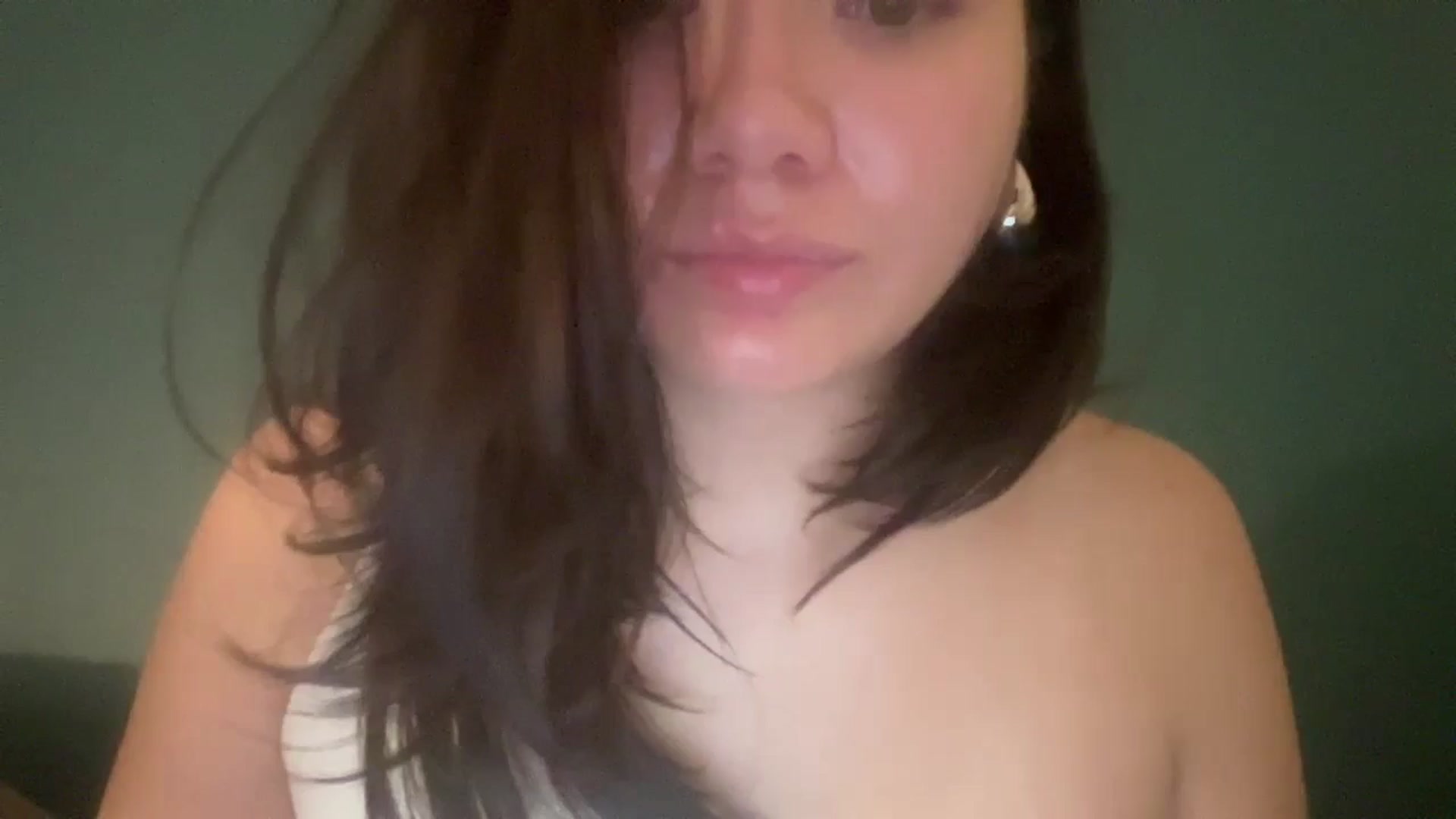 Gallery image thumbnail from imava's myfreecams stream on, 10/19/2024, 10:29 image 1 of 20
