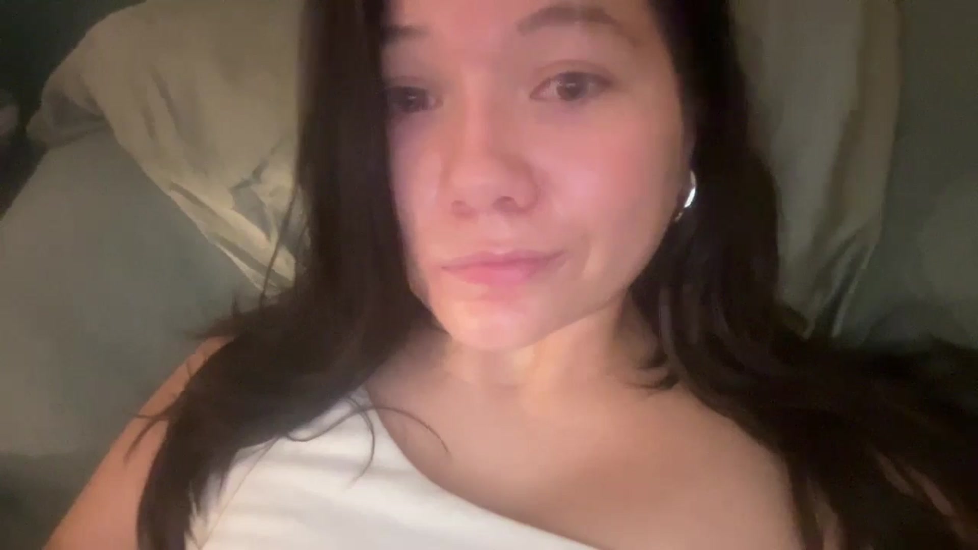 Gallery image thumbnail from imava's myfreecams stream on, 10/19/2024, 10:29 image 2 of 20