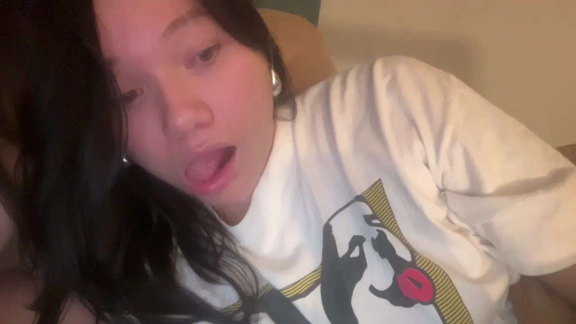 Gallery image thumbnail from imava's myfreecams stream on, 10/19/2024, 11:52 image 3 of 20