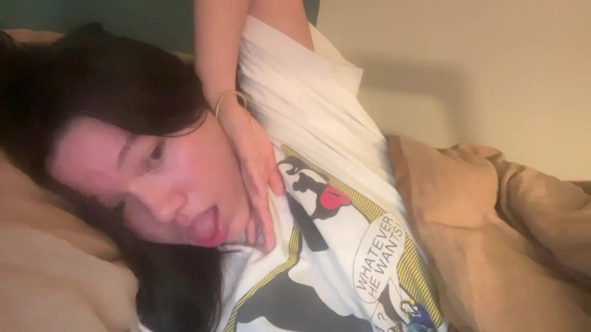 Gallery image thumbnail from imava's myfreecams stream on, 10/19/2024, 11:52 image 5 of 20