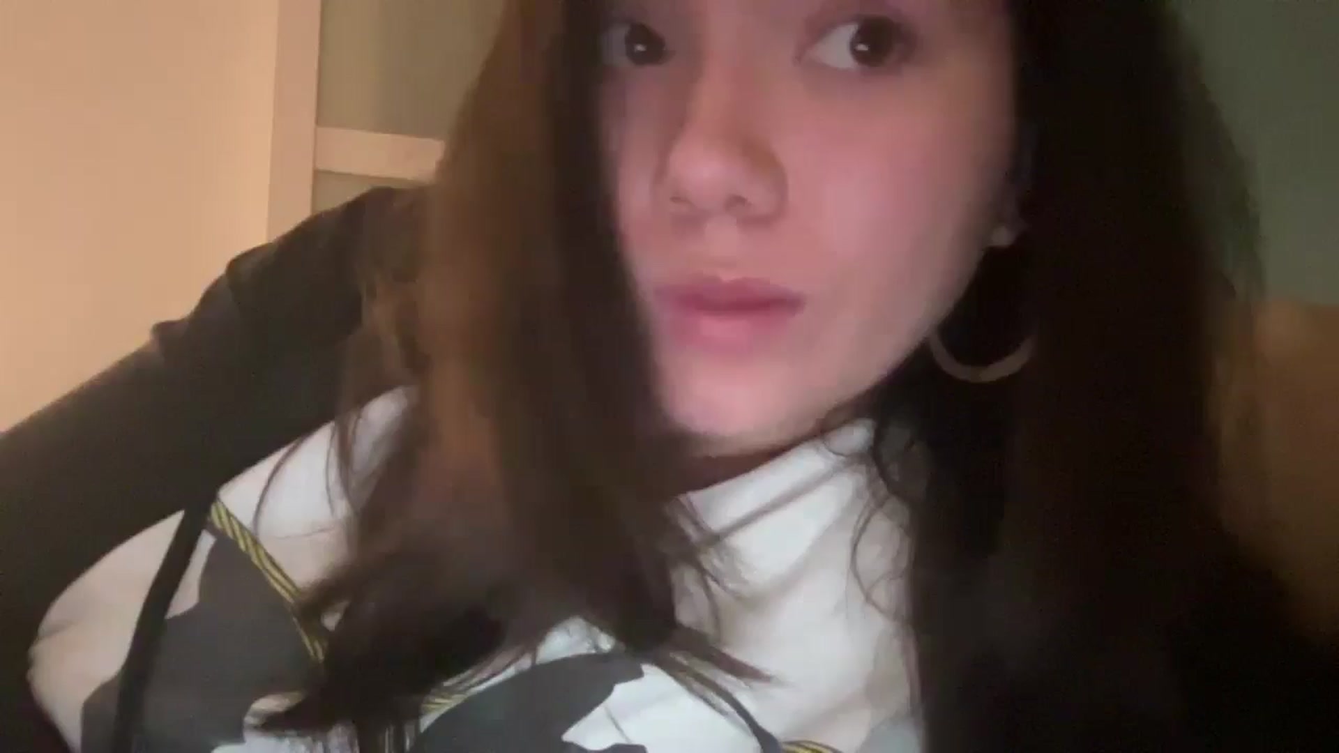 Gallery image thumbnail from imava's myfreecams stream on, 10/27/2024, 23:54 image 1 of 20