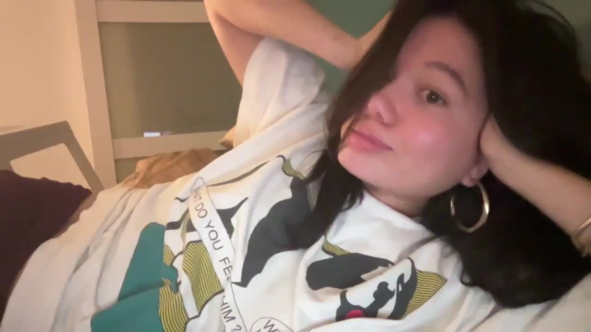 Gallery image thumbnail from imava's myfreecams stream on, 10/28/2024, 02:08 image 12 of 20