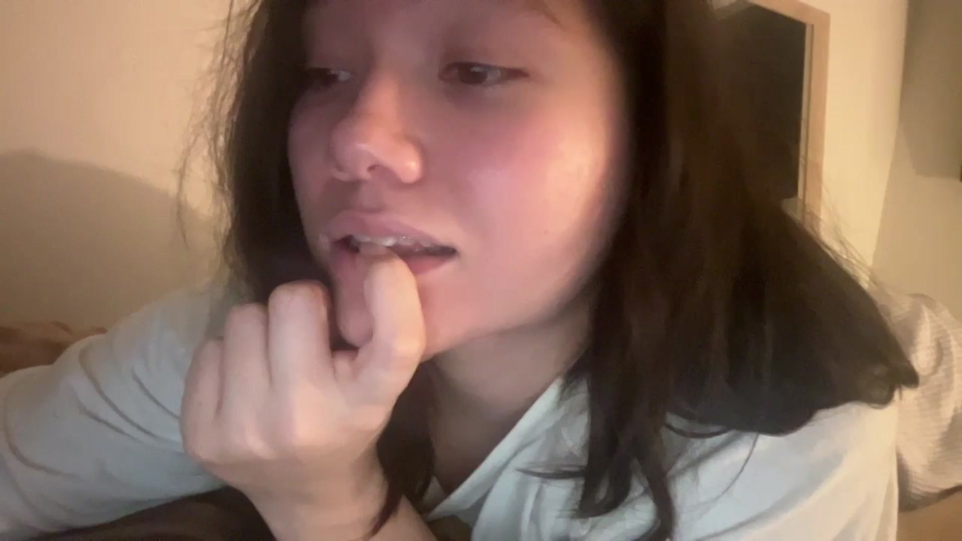 Gallery image thumbnail from imava's myfreecams stream on, 11/05/2024, 22:20 image 16 of 20