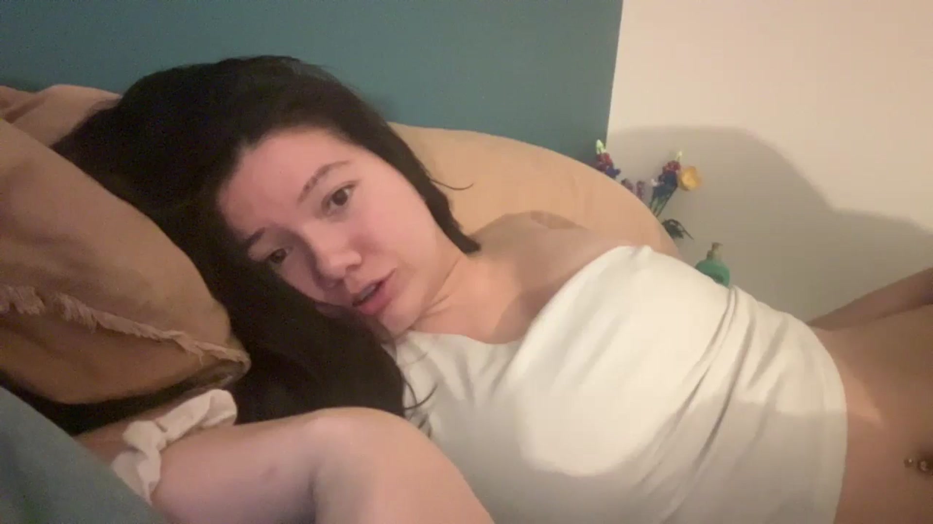 Gallery image thumbnail from imava's myfreecams stream on, 11/15/2024, 08:11 image 6 of 20