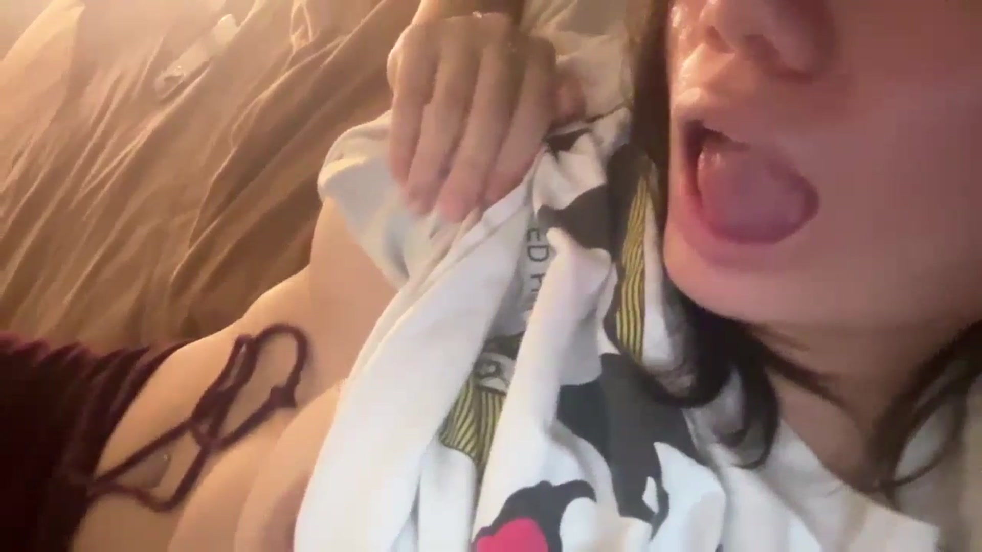 Gallery image thumbnail from imava's myfreecams stream on, 11/21/2024, 24:03 image 11 of 20