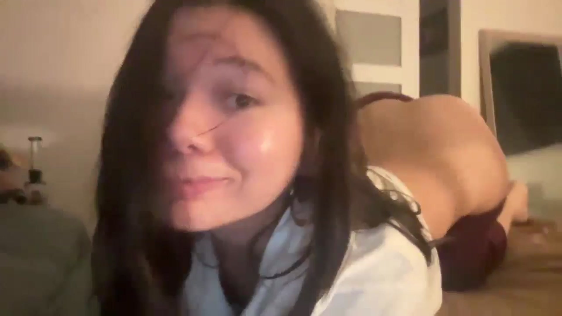 Gallery image thumbnail from imava's myfreecams stream on, 11/21/2024, 03:10 image 8 of 20