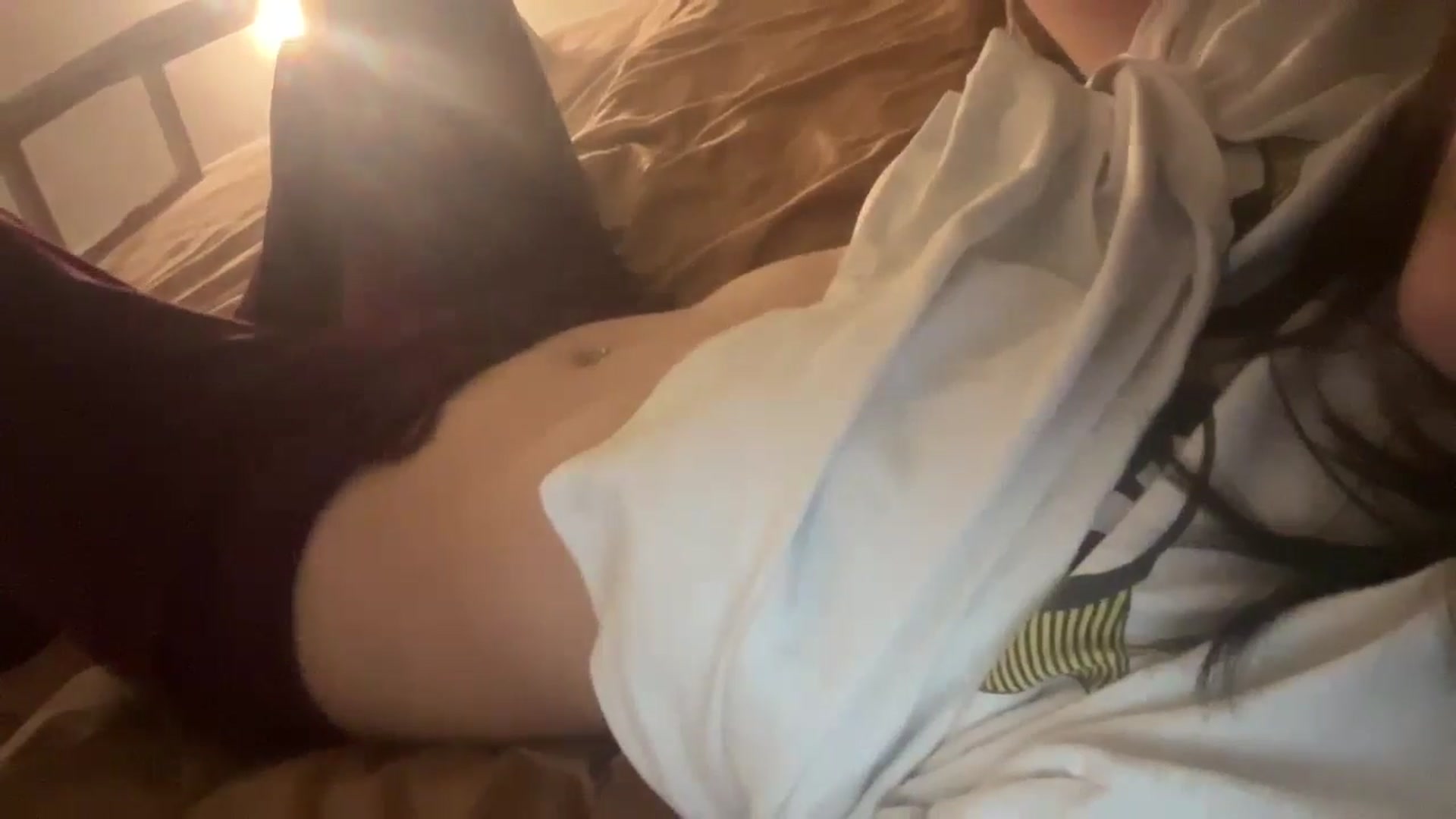 Gallery image thumbnail from imava's myfreecams stream on, 11/21/2024, 05:17 image 13 of 20
