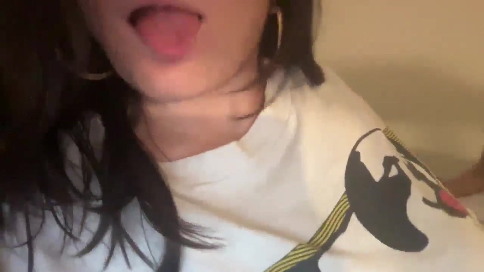 Gallery image thumbnail from imava's myfreecams stream on, 11/21/2024, 07:55 image 17 of 20