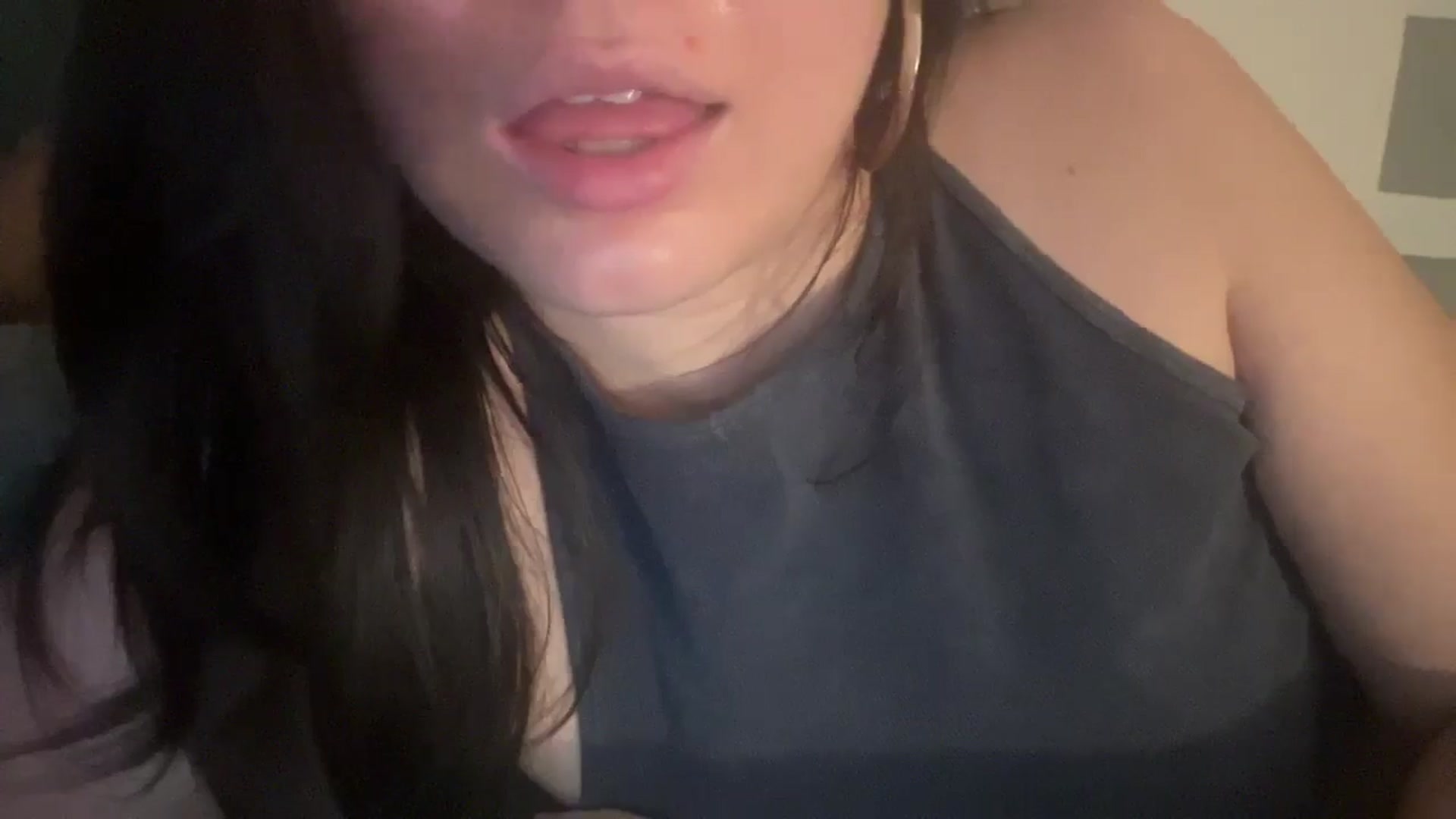 Gallery image thumbnail from imava's myfreecams stream on, 11/24/2024, 03:54 image 16 of 20