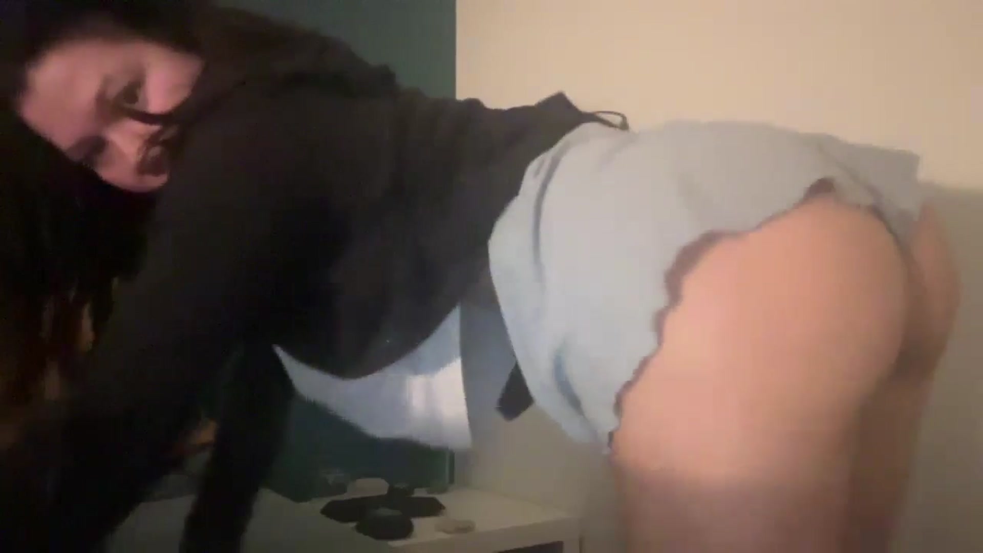 Gallery image thumbnail from imava's myfreecams stream on, 11/28/2024, 02:28 image 10 of 20